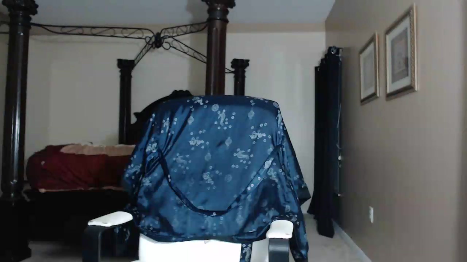 Gallery image thumbnail from Littlekai2030's myfreecams stream on, 07/05/2026, 03:51 image 10 of 20