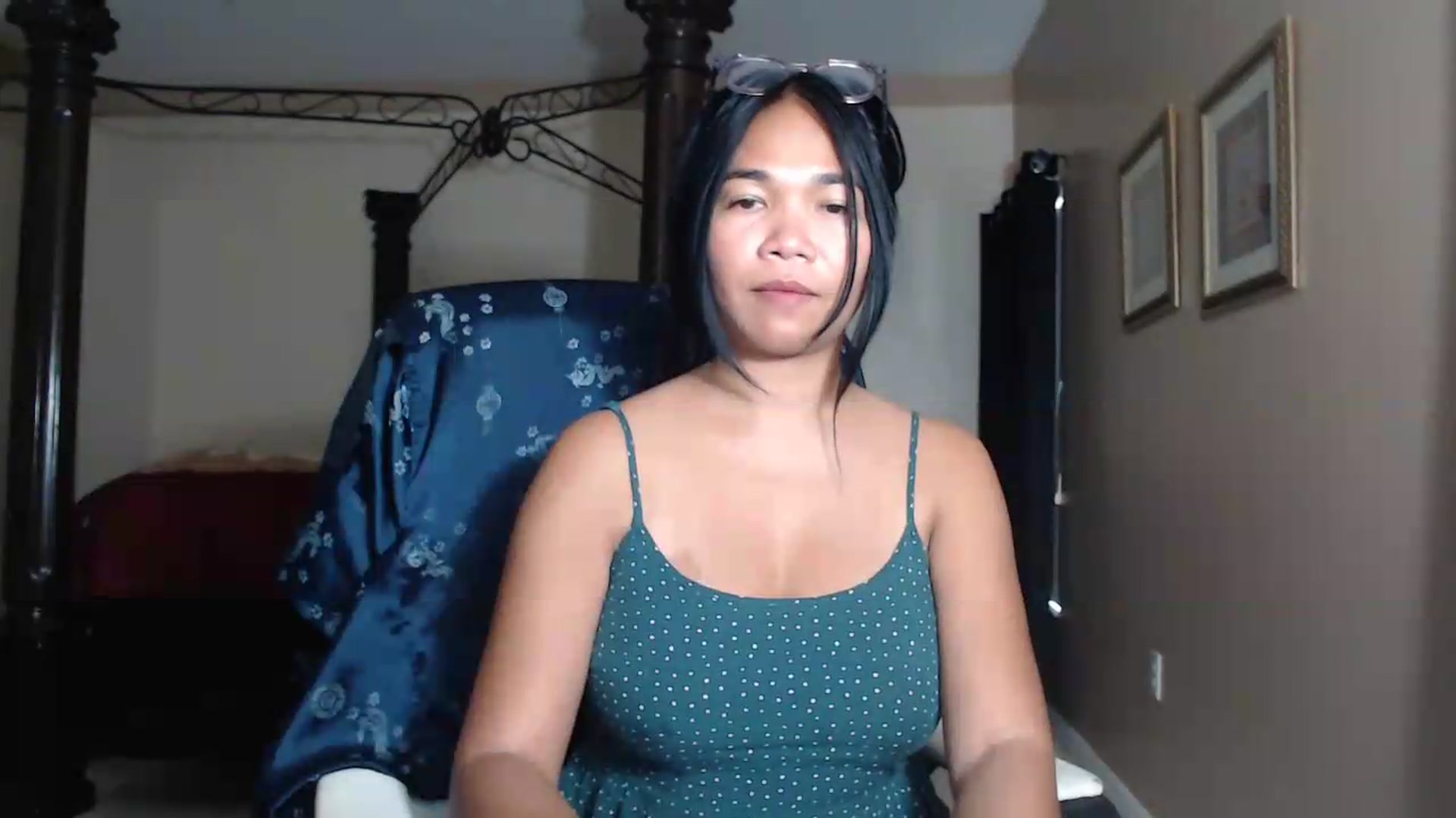 Gallery image thumbnail from Littlekai2030's myfreecams stream on, 07/06/2026, 24:01 image 14 of 20