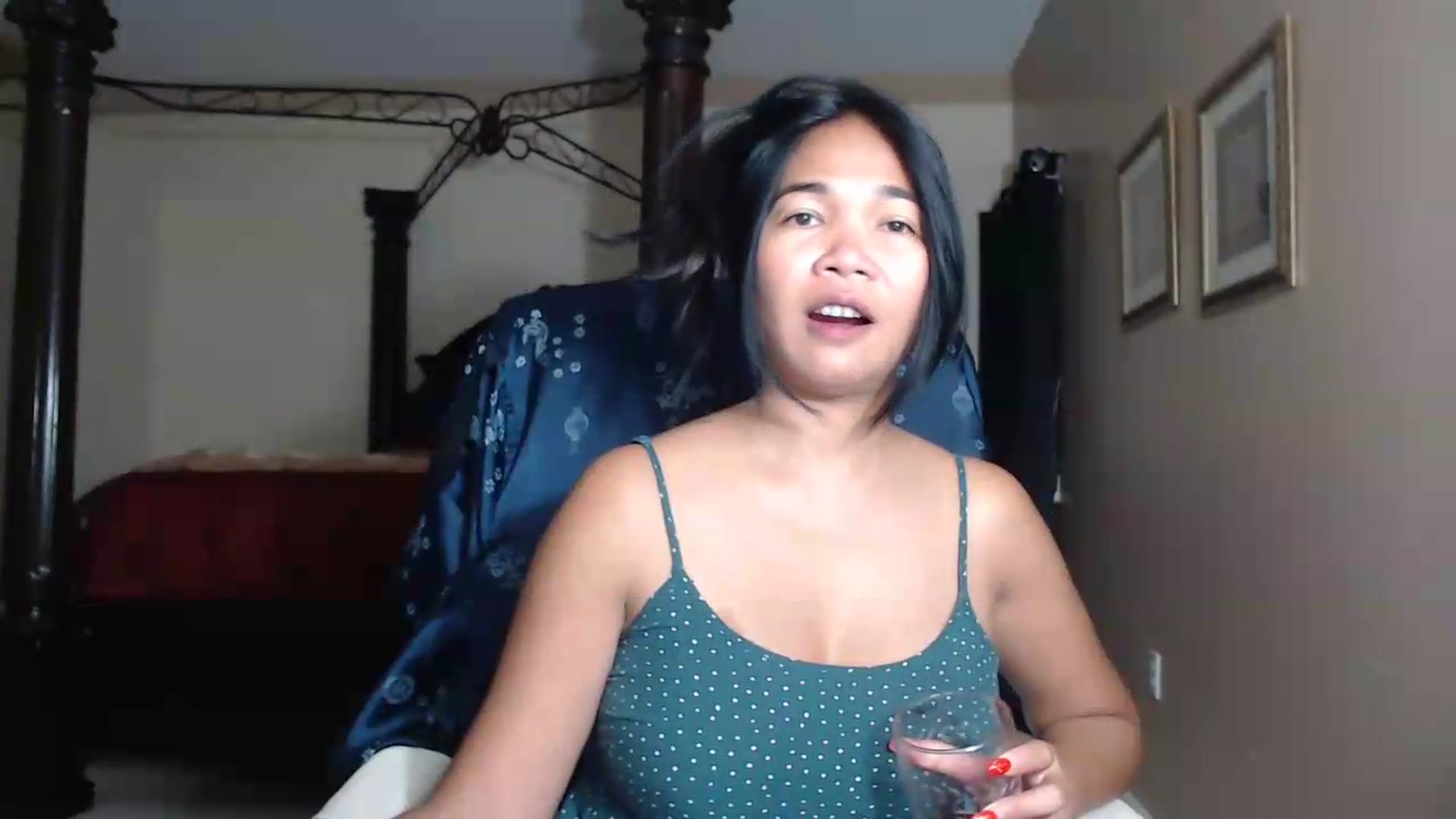 Gallery image thumbnail from Littlekai2030's myfreecams stream on, 07/06/2026, 01:18 image 10 of 20