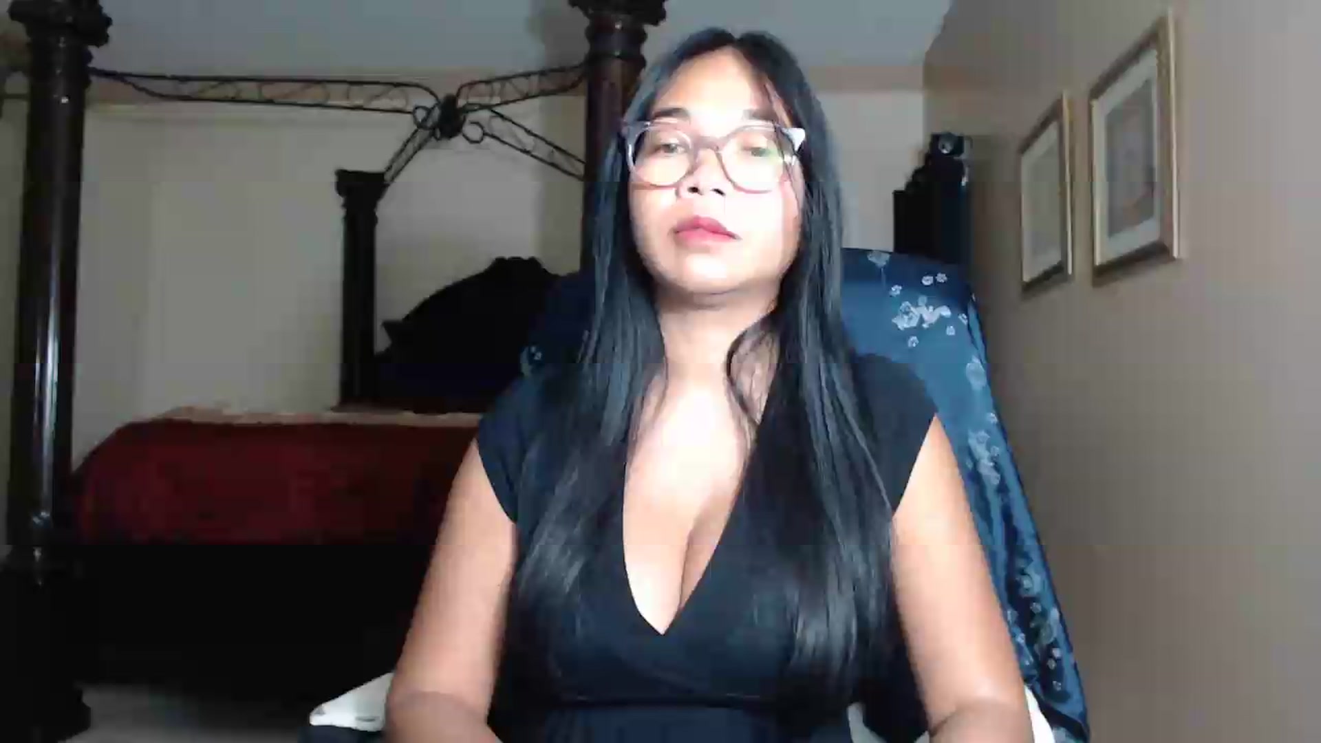 Gallery image thumbnail from Littlekai2030's myfreecams stream on, 07/07/2026, 24:02 image 19 of 20