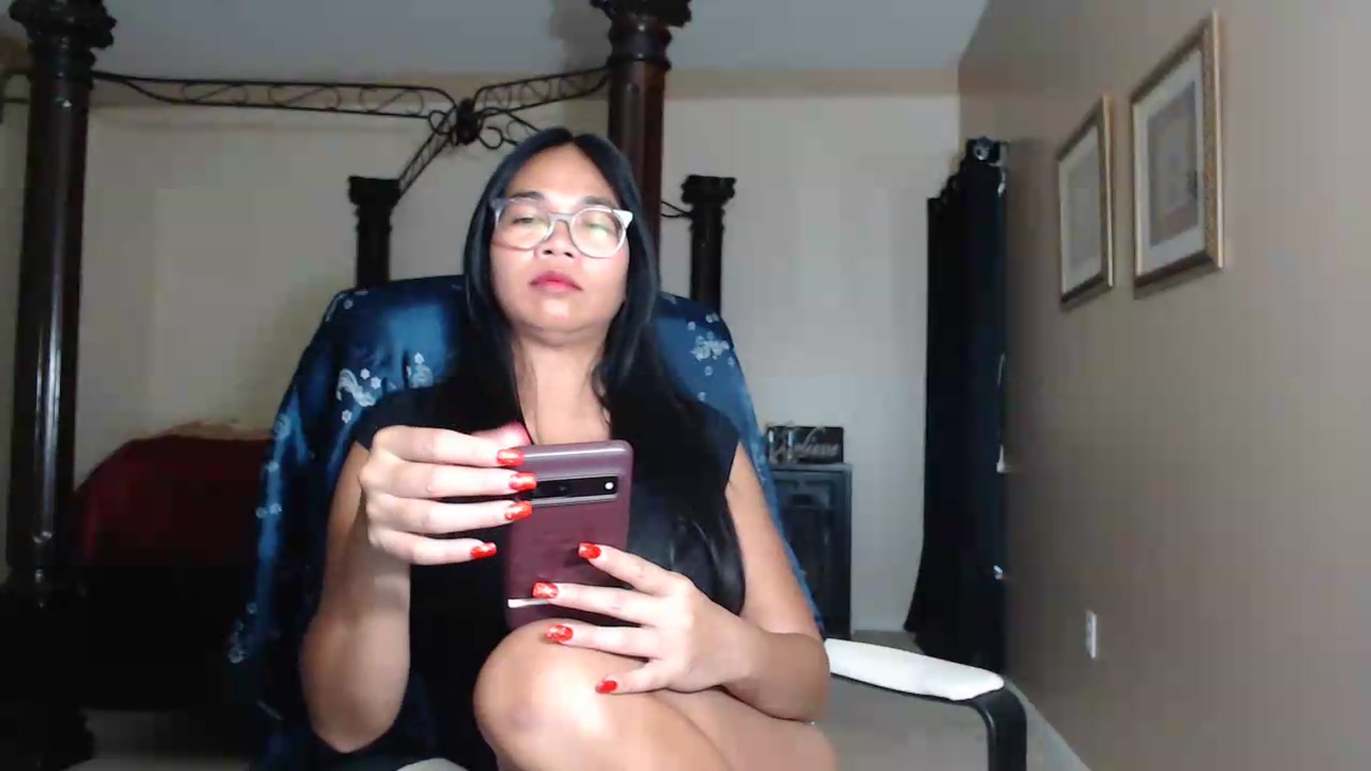 Gallery image thumbnail from Littlekai2030's myfreecams stream on, 07/07/2026, 24:02 image 18 of 20