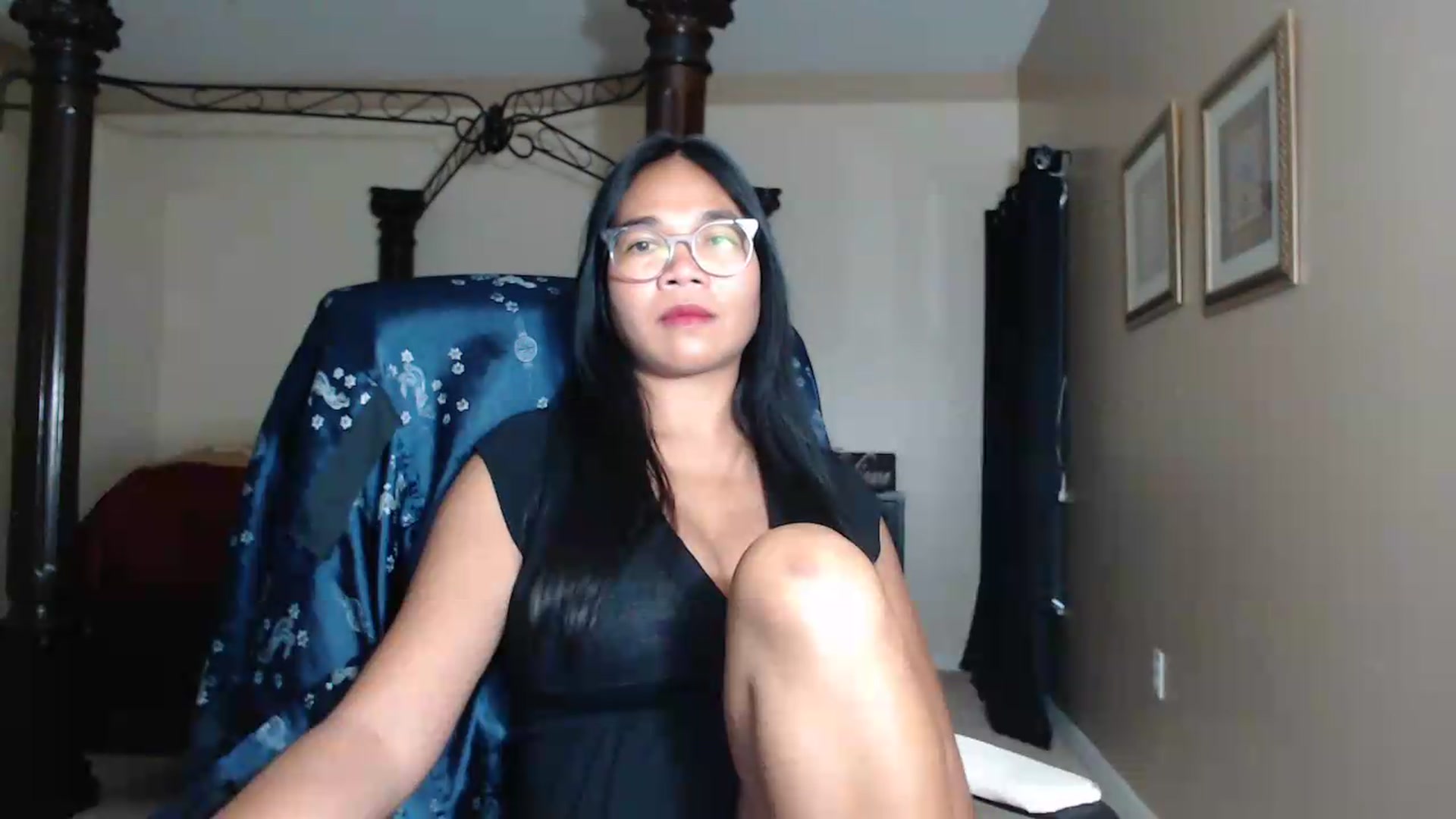 Gallery image thumbnail from Littlekai2030's myfreecams stream on, 07/07/2026, 24:02 image 14 of 20