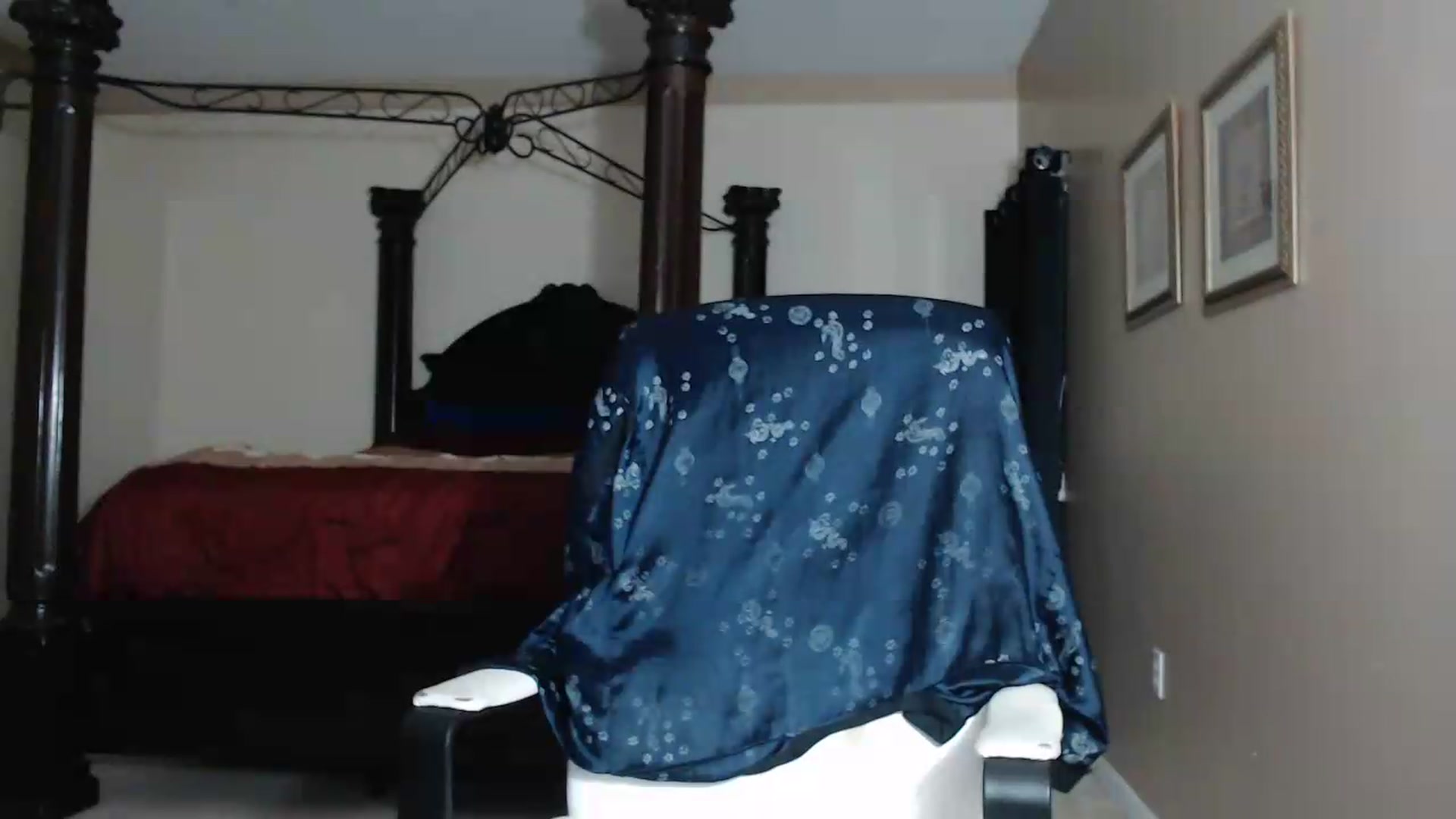 Gallery image thumbnail from Littlekai2030's myfreecams stream on, 07/07/2026, 02:13 image 10 of 20