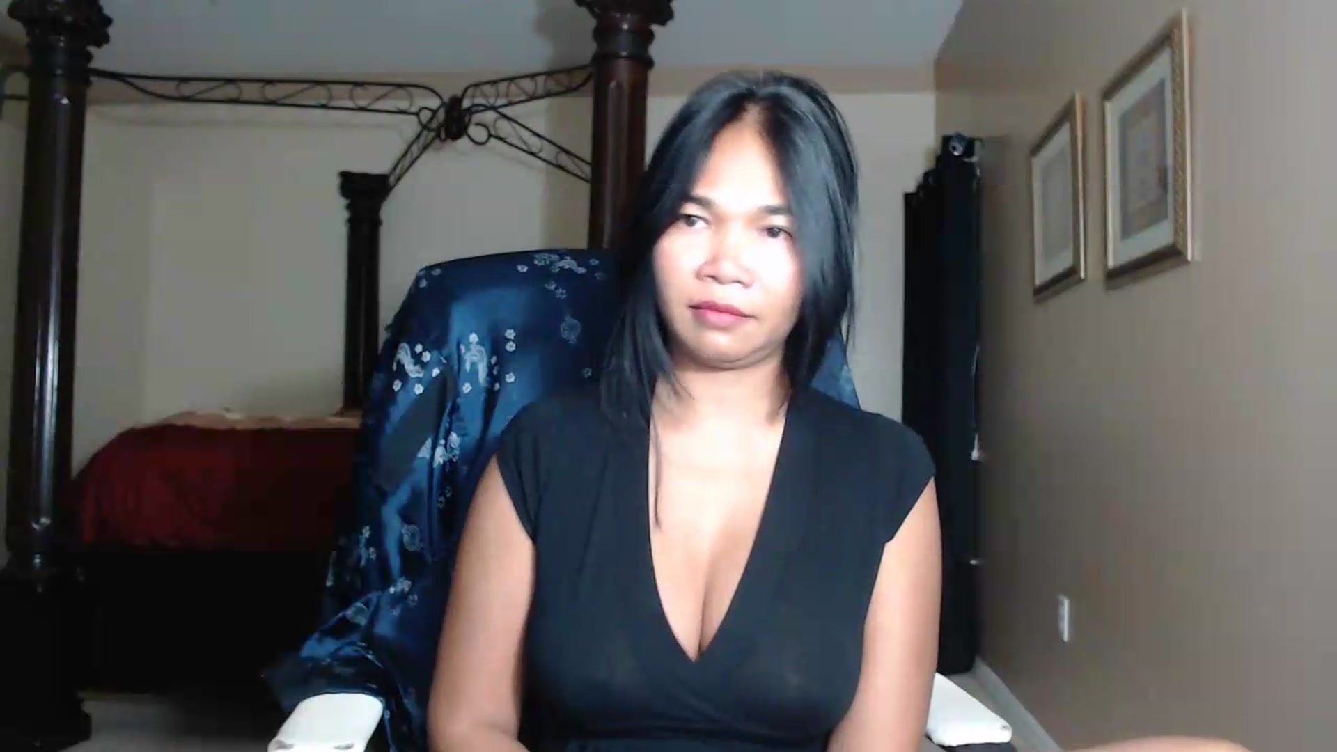 Gallery image thumbnail from Littlekai2030's myfreecams stream on, 07/07/2026, 02:13 image 12 of 20