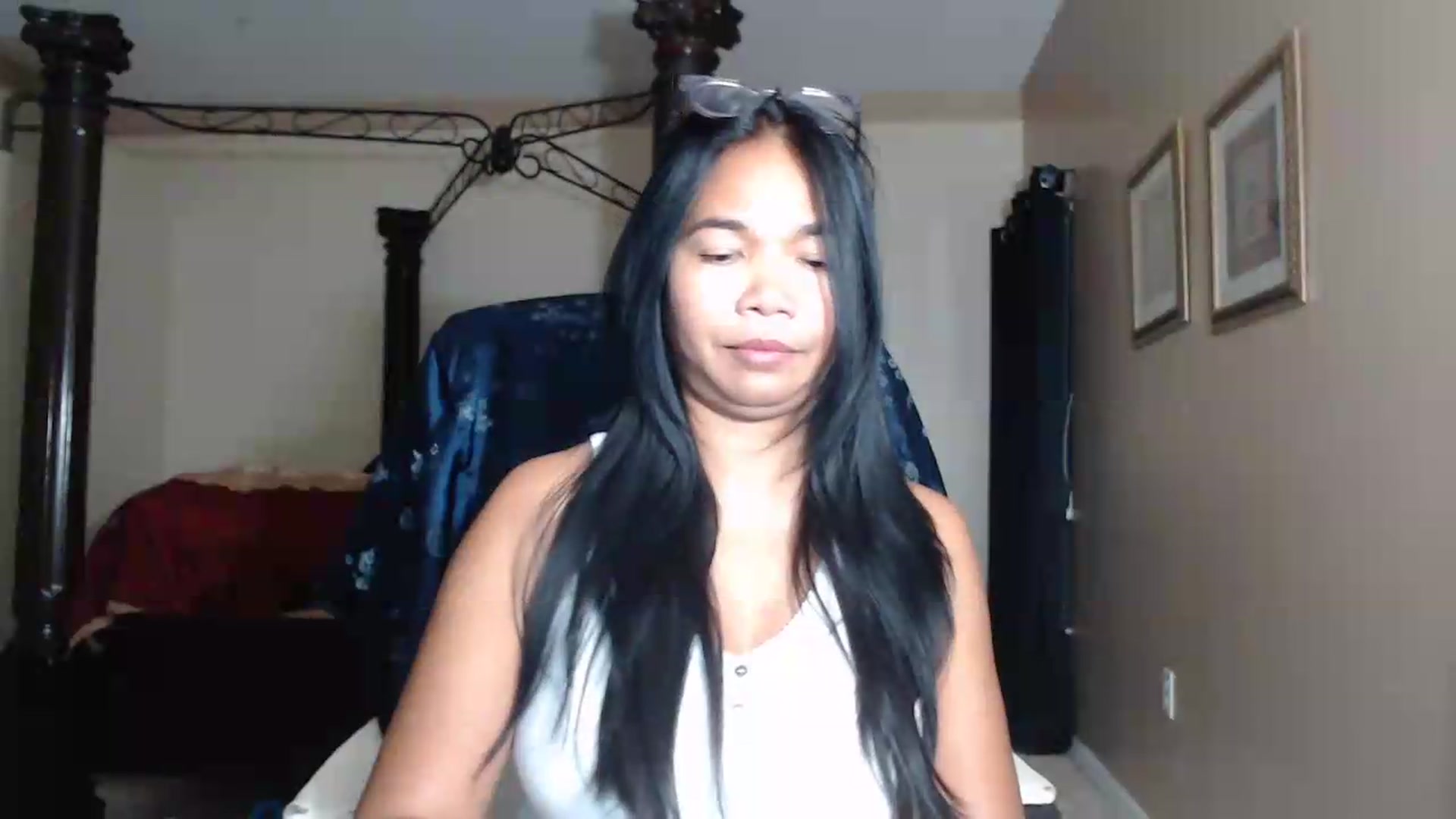Gallery image thumbnail from Littlekai2030's myfreecams stream on, 07/08/2026, 04:06 image 18 of 20