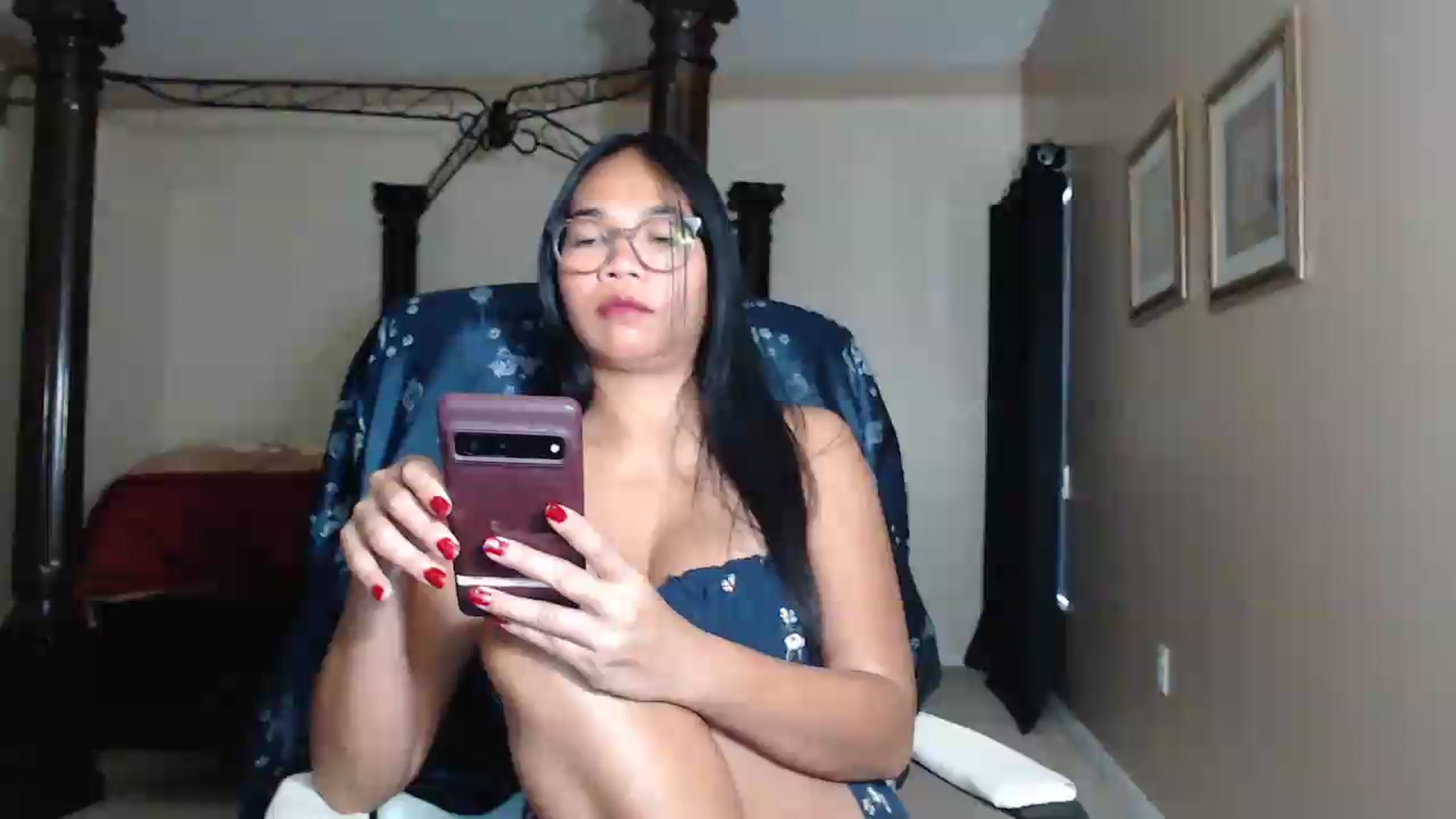Gallery image thumbnail from Littlekai2030's myfreecams stream on, 07/09/2026, 01:25 image 1 of 20