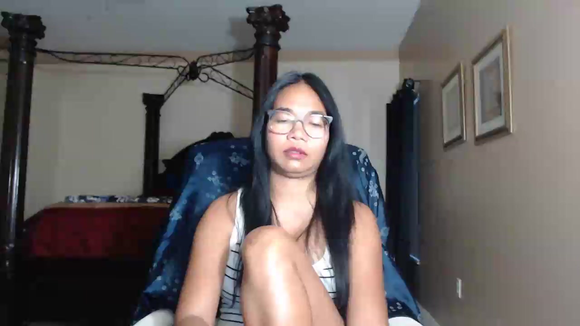 Gallery image thumbnail from Littlekai2030's myfreecams stream on, 07/10/2026, 03:03 image 1 of 20