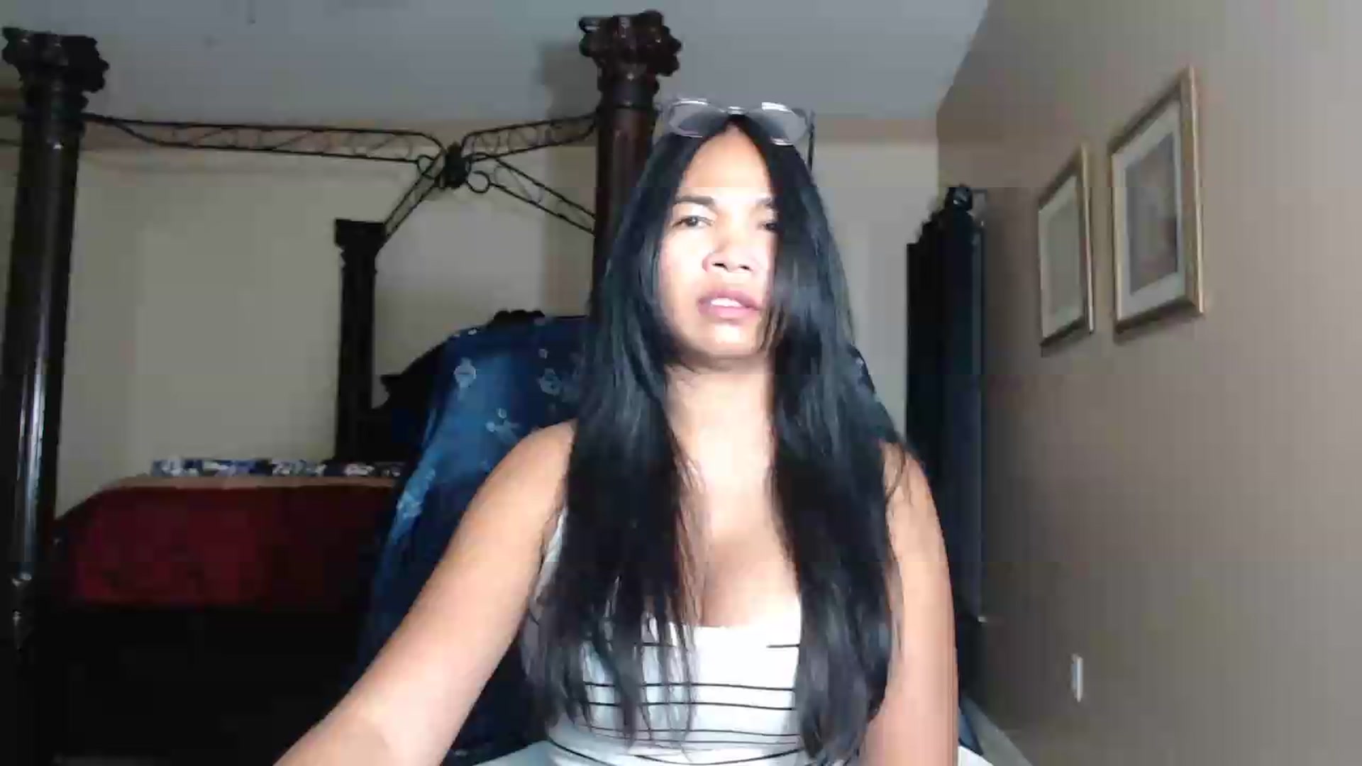 Gallery image thumbnail from Littlekai2030's myfreecams stream on, 07/10/2026, 03:03 image 16 of 20