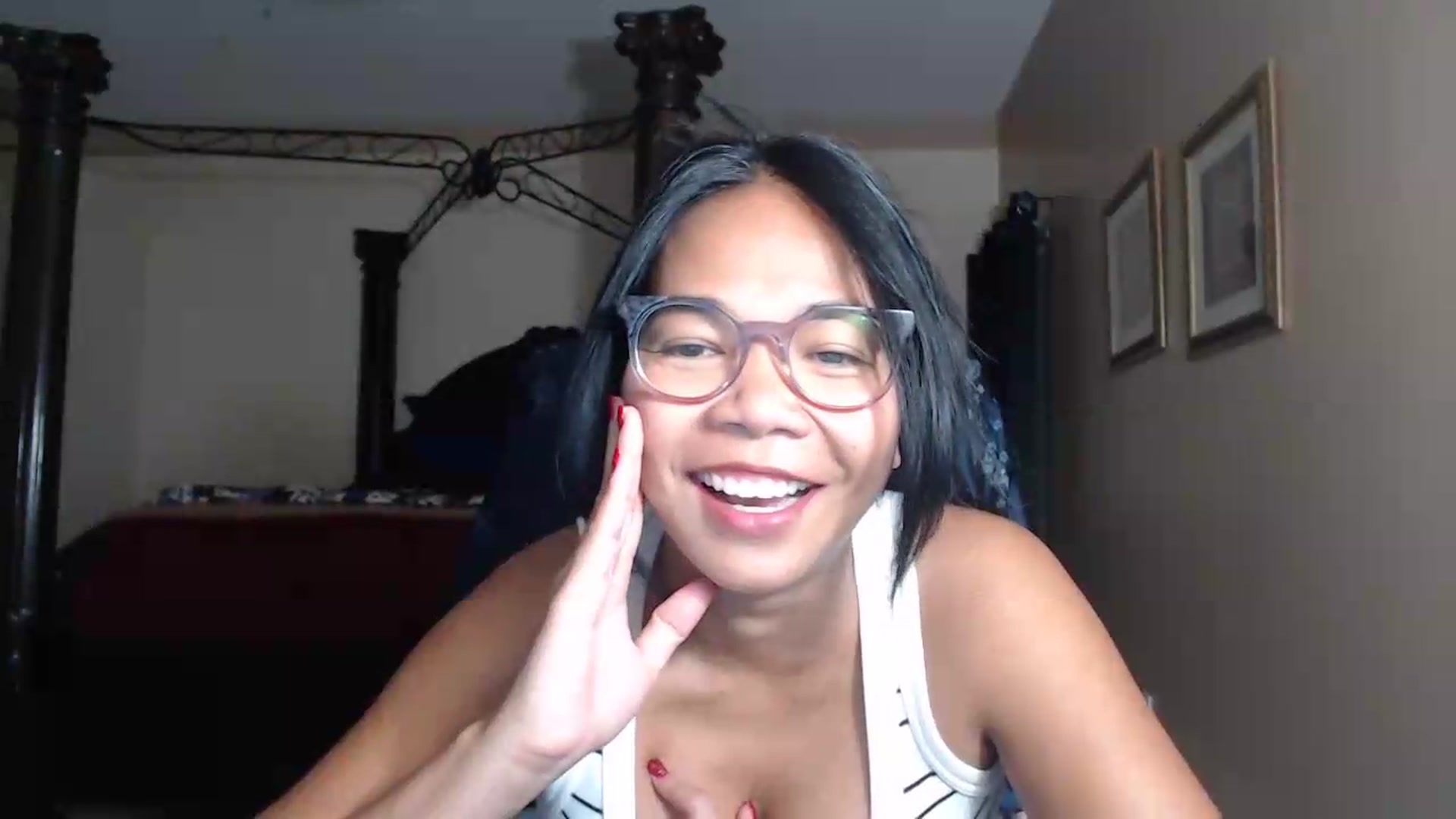 Gallery image thumbnail from Littlekai2030's myfreecams stream on, 07/10/2026, 03:03 image 6 of 20