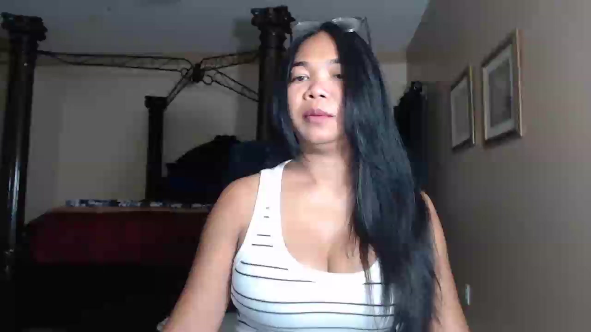 Gallery image thumbnail from Littlekai2030's myfreecams stream on, 07/10/2026, 03:03 image 14 of 20