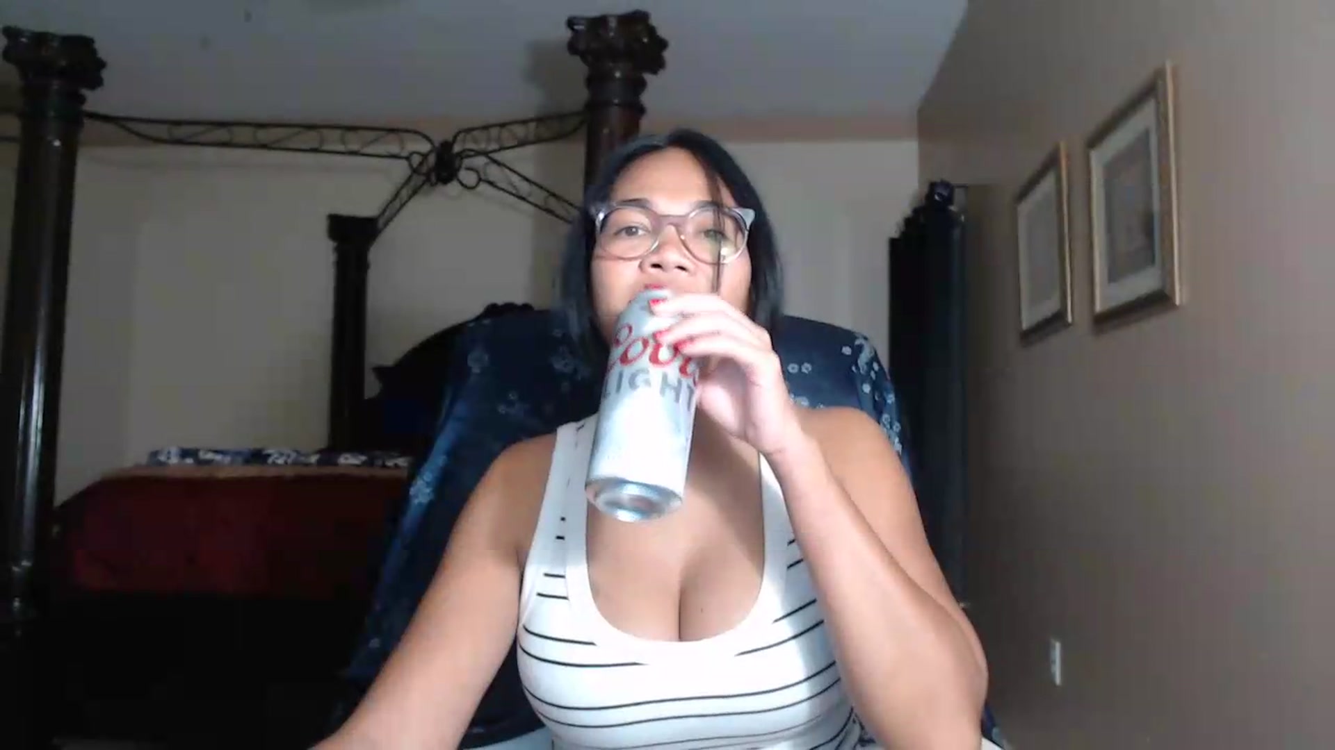 Gallery image thumbnail from Littlekai2030's myfreecams stream on, 07/10/2026, 03:03 image 8 of 20