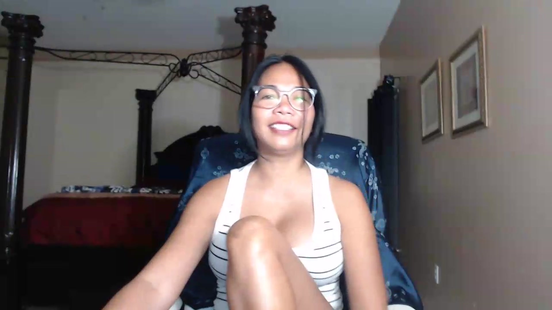 Gallery image thumbnail from Littlekai2030's myfreecams stream on, 07/10/2026, 03:03 image 9 of 20