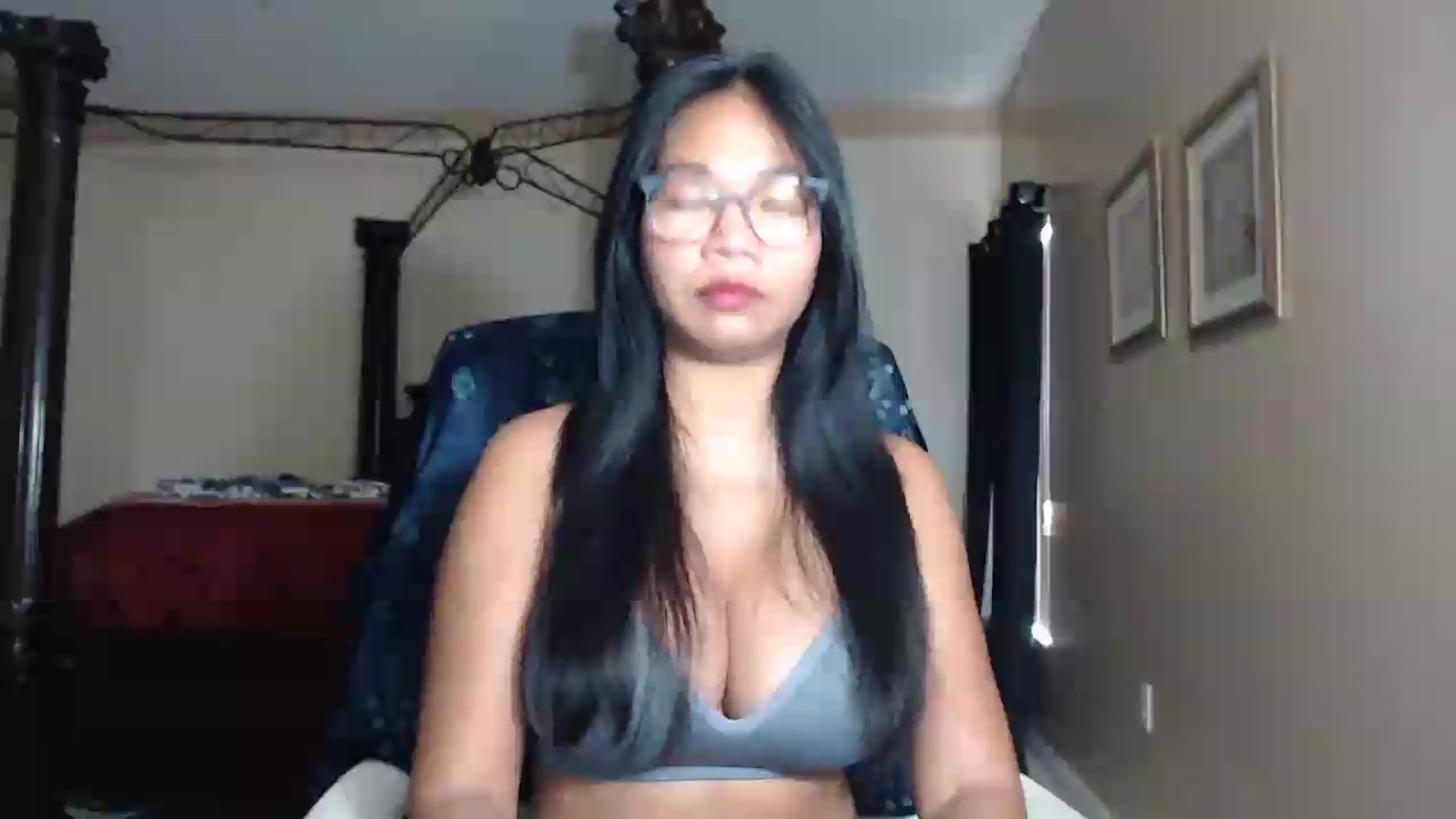 Gallery image thumbnail from Littlekai2030's myfreecams stream on, 07/11/2026, 24:02 image 1 of 20