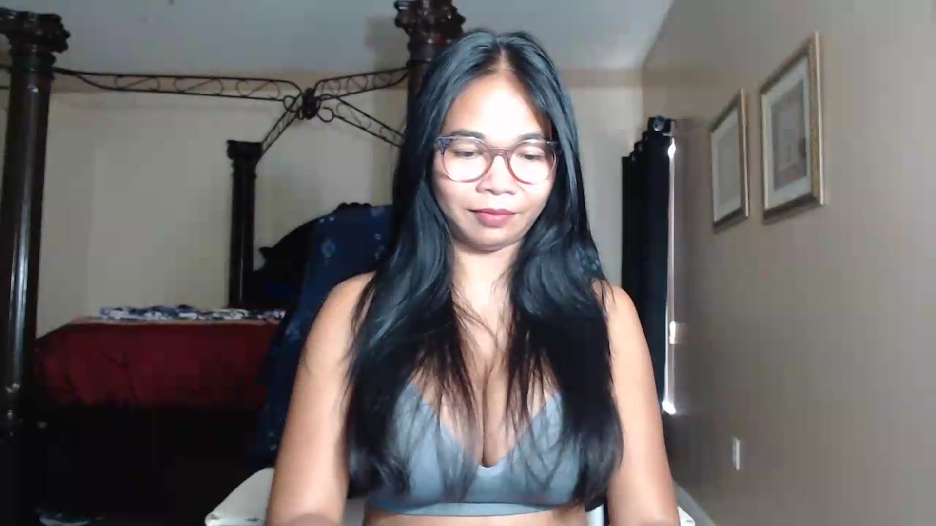 Gallery image thumbnail from Littlekai2030's myfreecams stream on, 07/11/2026, 24:02 image 6 of 20