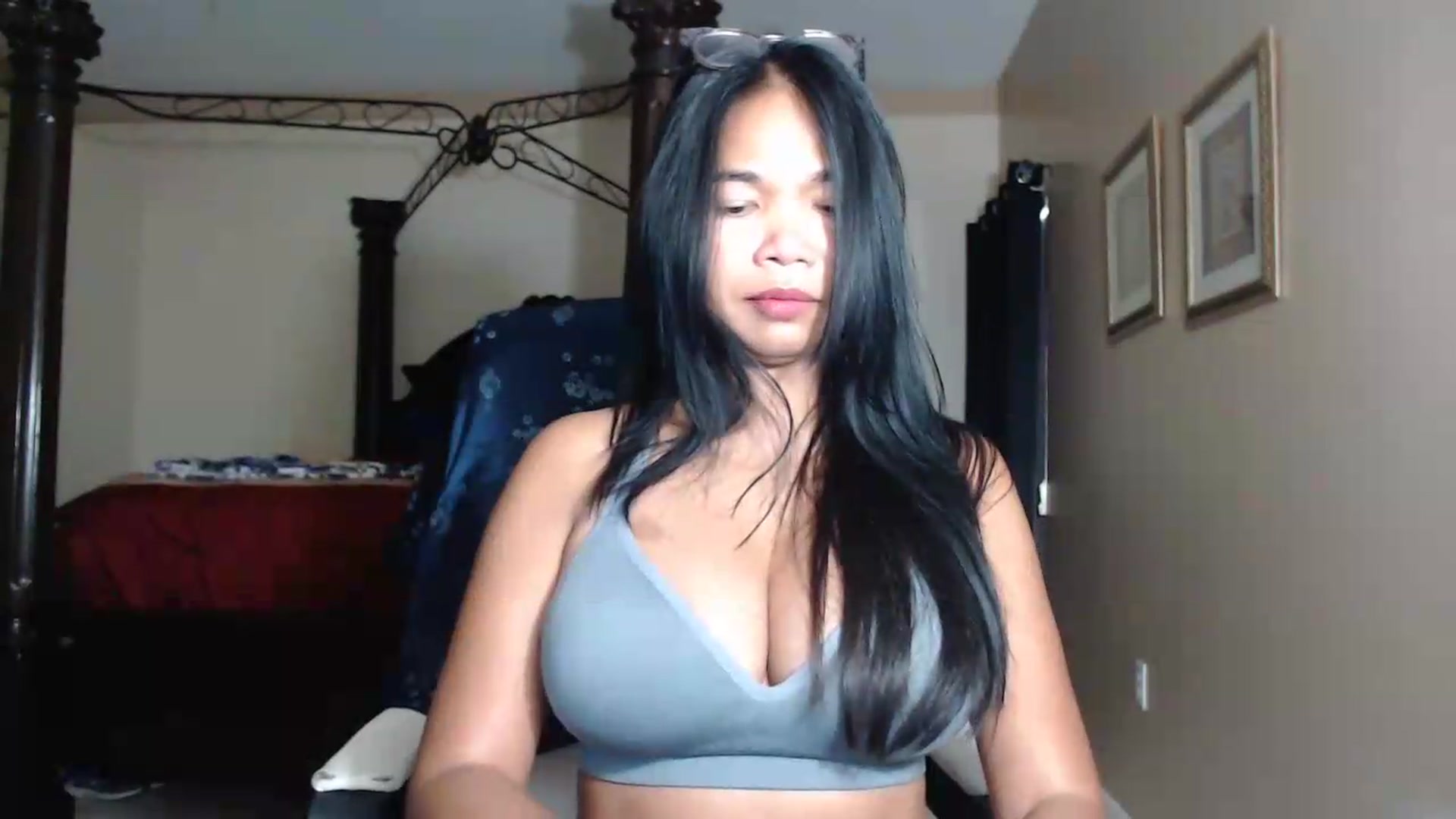 Gallery image thumbnail from Littlekai2030's myfreecams stream on, 07/11/2026, 24:02 image 17 of 20