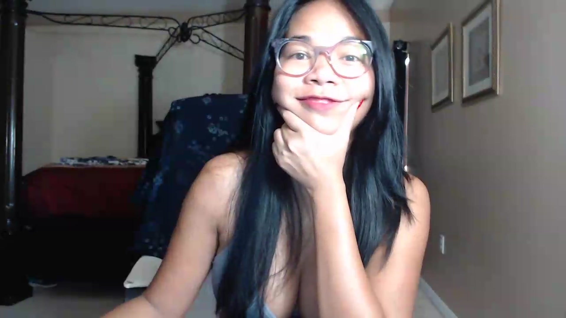 Gallery image thumbnail from Littlekai2030's myfreecams stream on, 07/11/2026, 24:02 image 9 of 20