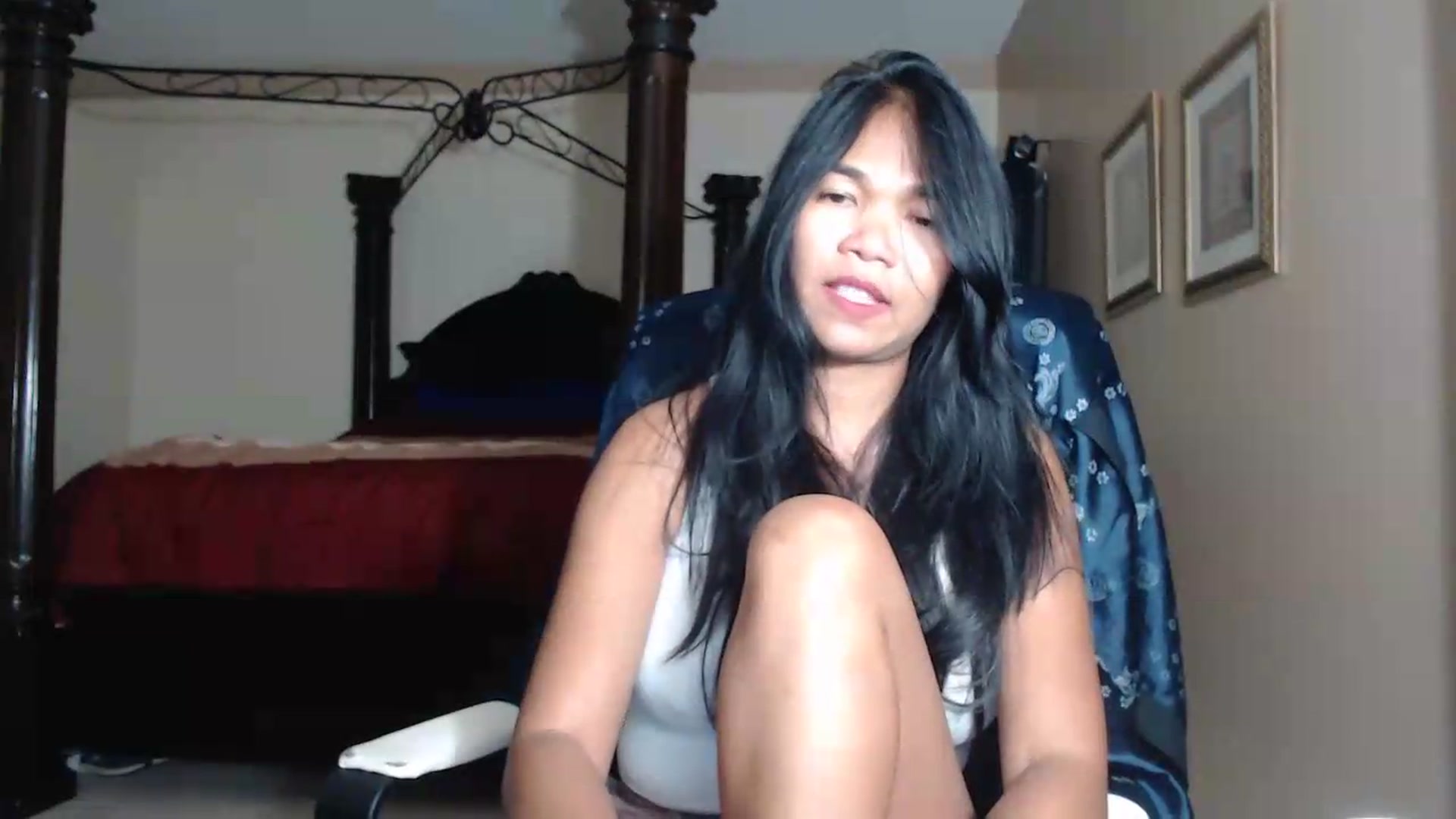 Gallery image thumbnail from Littlekai2030's myfreecams stream on, 07/13/2026, 03:00 image 13 of 20