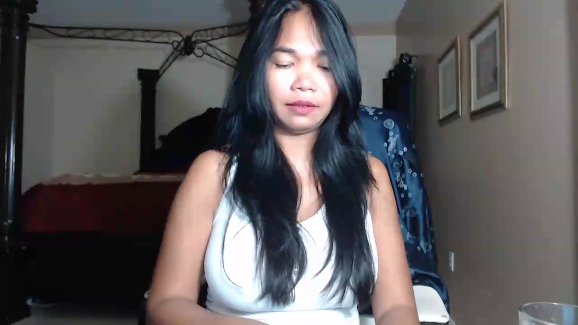 Gallery image thumbnail from Littlekai2030's myfreecams stream on, 07/13/2026, 03:00 image 2 of 20