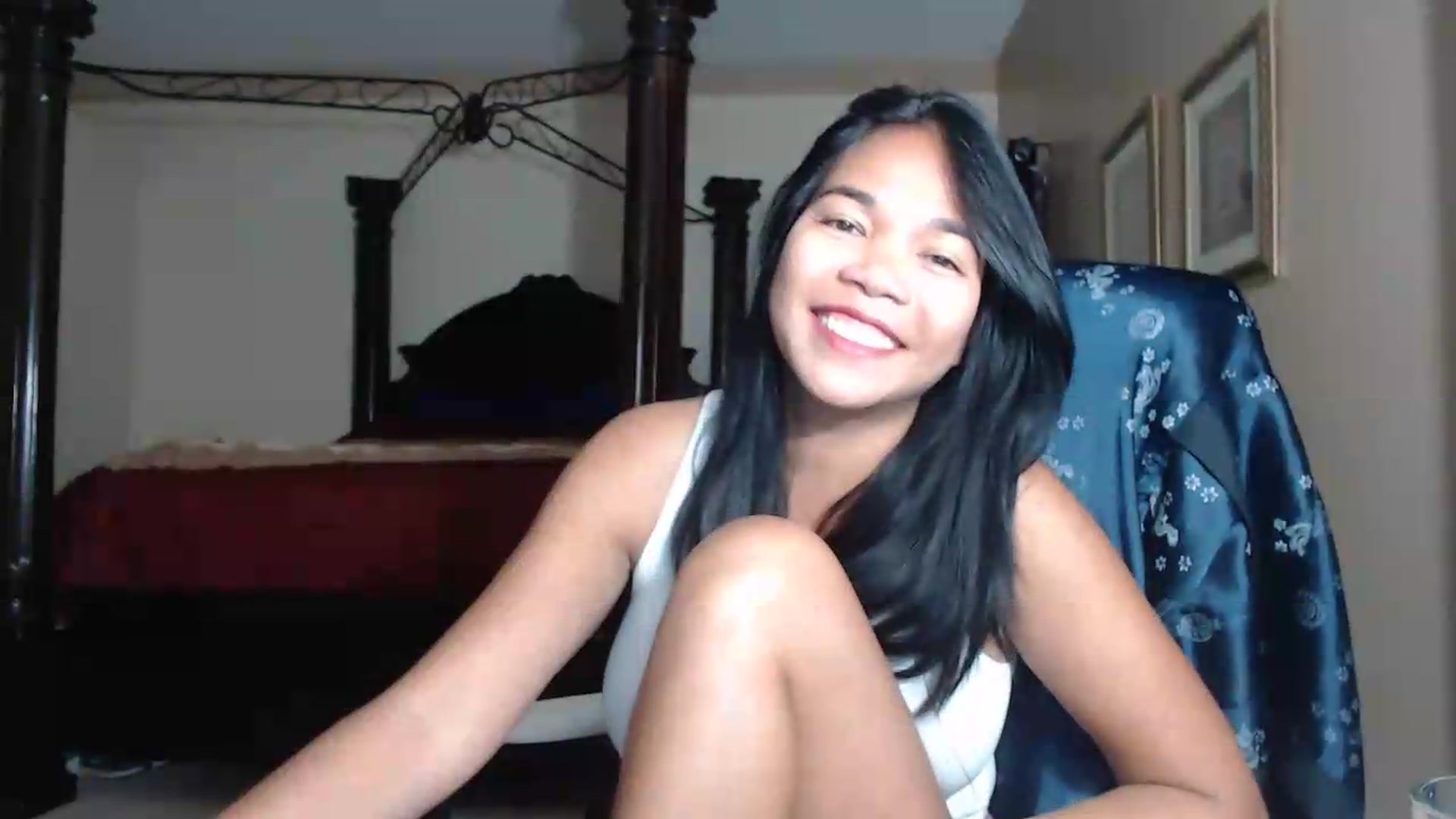 Gallery image thumbnail from Littlekai2030's myfreecams stream on, 07/13/2026, 03:00 image 19 of 20