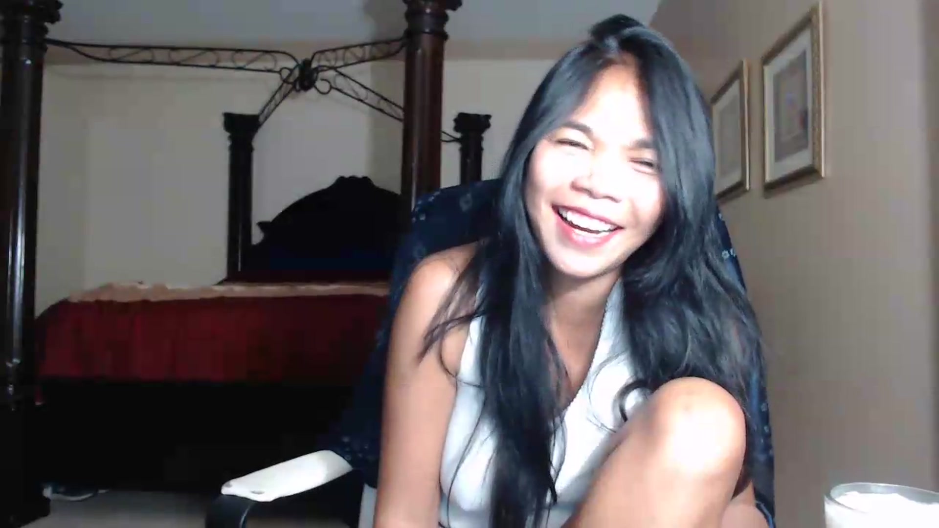 Gallery image thumbnail from Littlekai2030's myfreecams stream on, 07/13/2026, 03:00 image 10 of 20