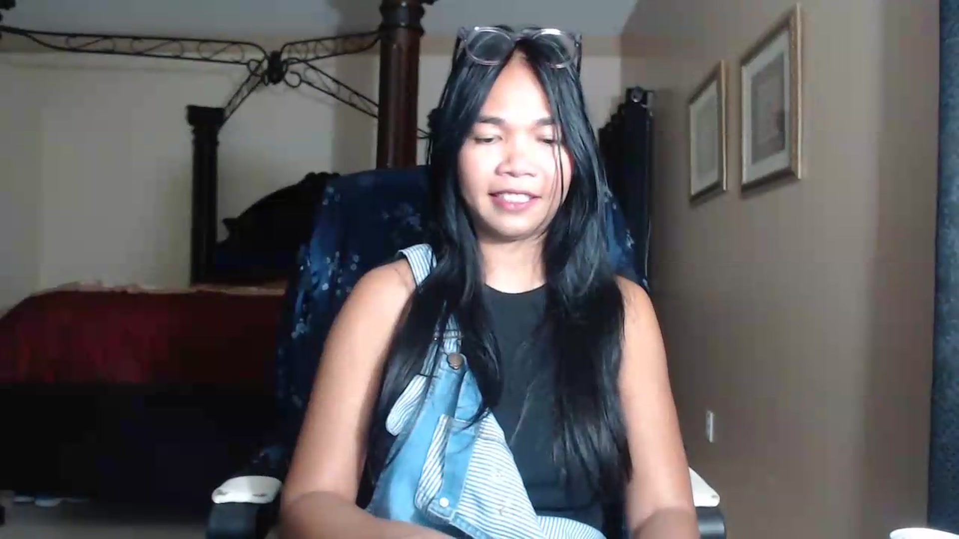 Gallery image thumbnail from Littlekai2030's myfreecams stream on, 07/18/2026, 02:50 image 13 of 20