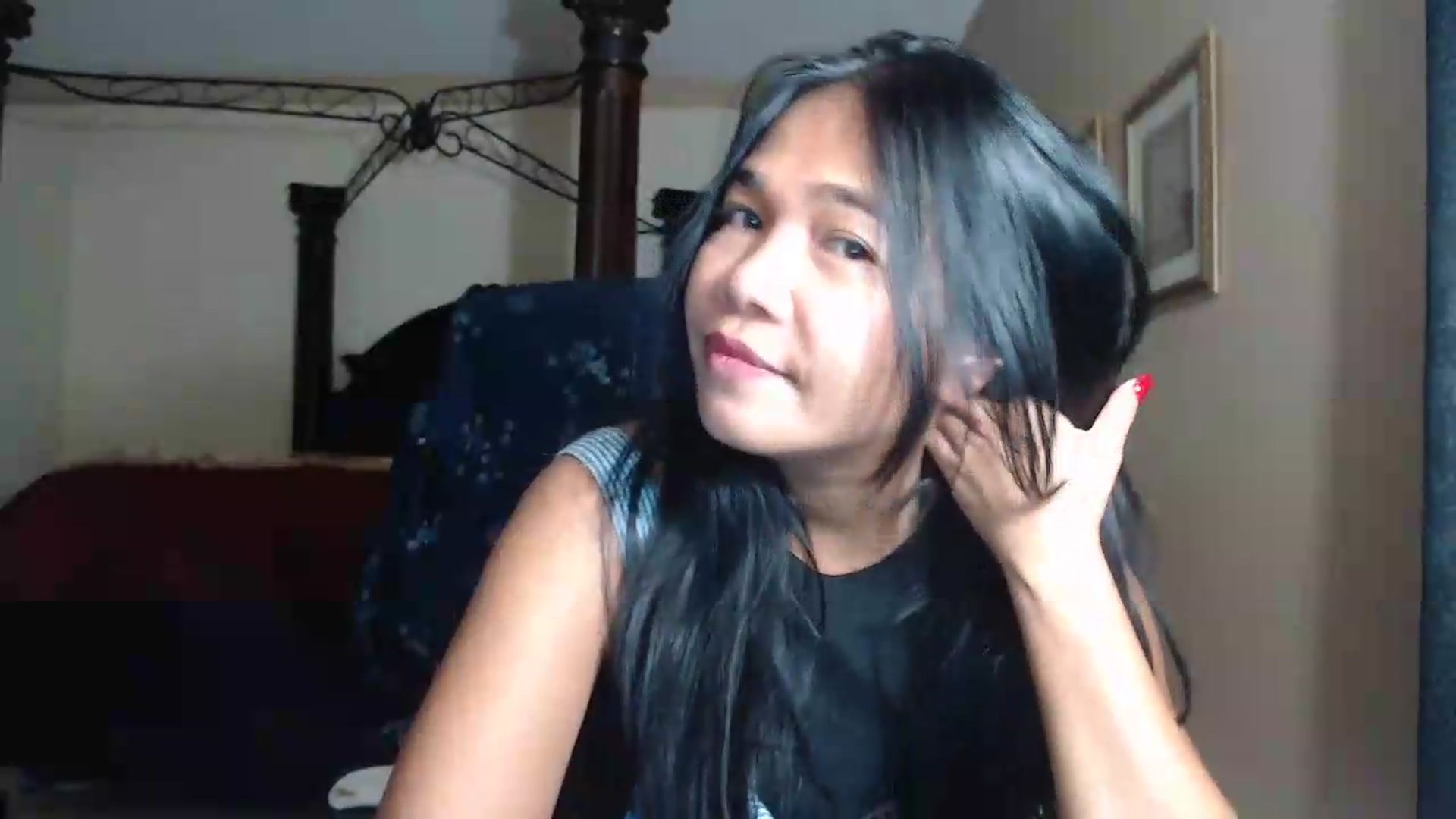 Gallery image thumbnail from Littlekai2030's myfreecams stream on, 07/18/2026, 02:50 image 16 of 20