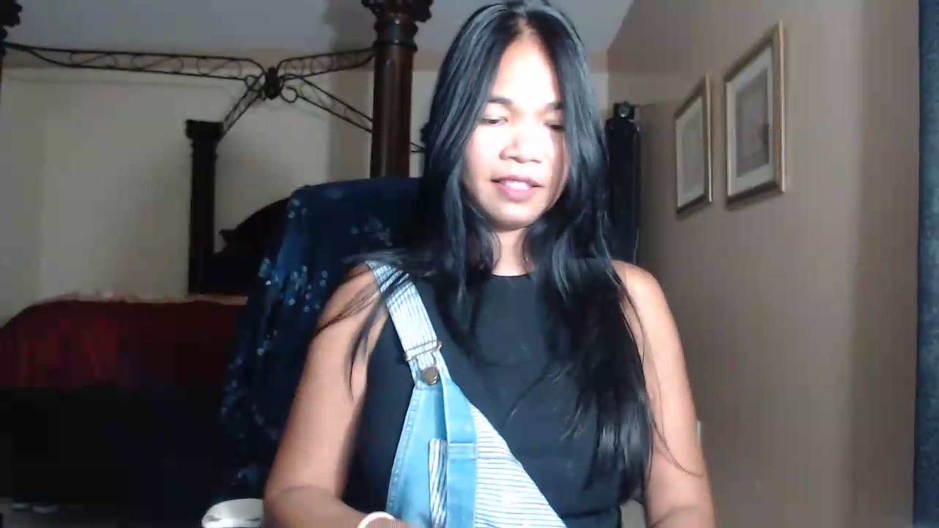 Gallery image thumbnail from Littlekai2030's myfreecams stream on, 07/18/2026, 02:50 image 15 of 20