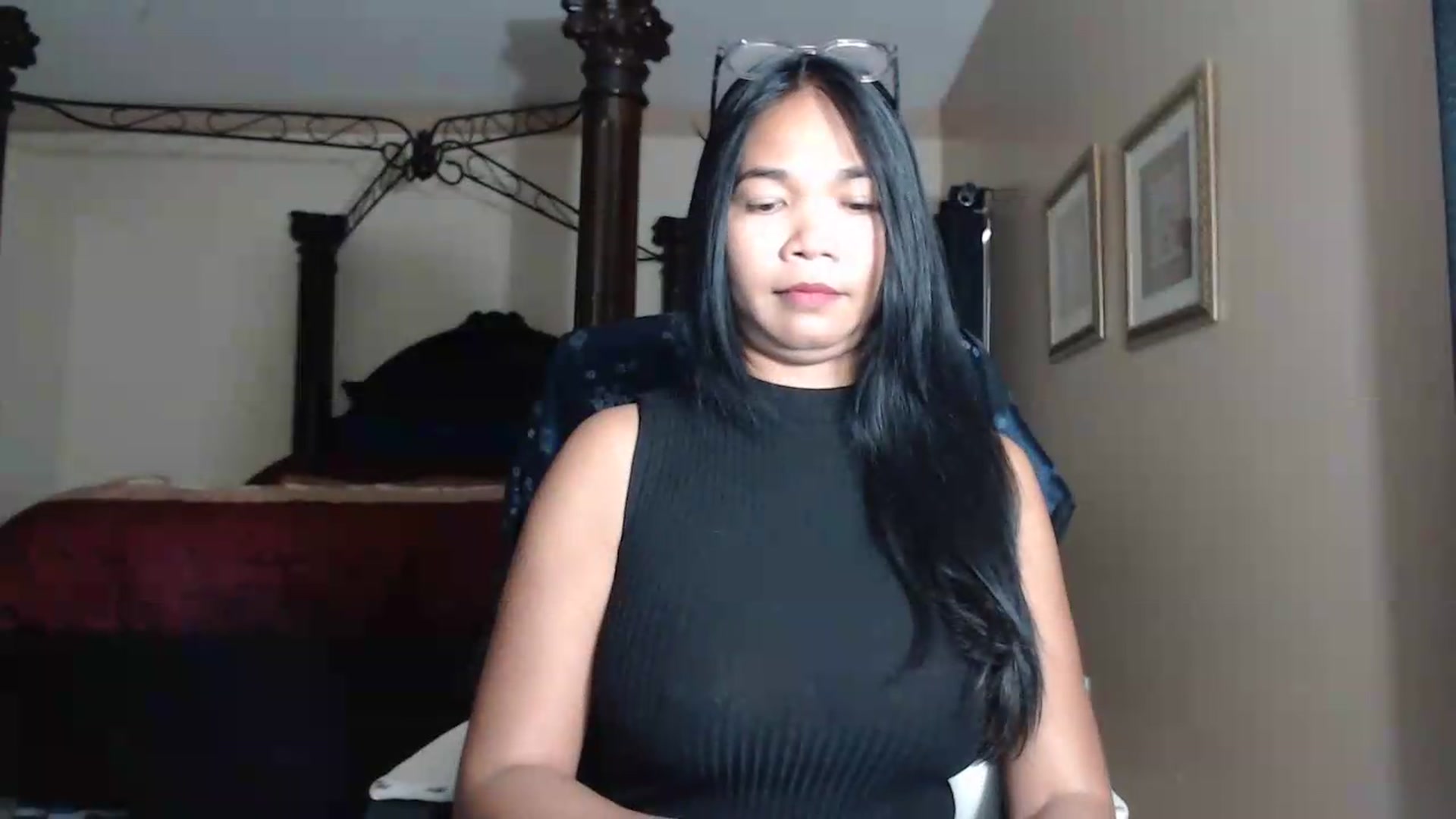 Gallery image thumbnail from Littlekai2030's myfreecams stream on, 07/20/2026, 24:03 image 18 of 20