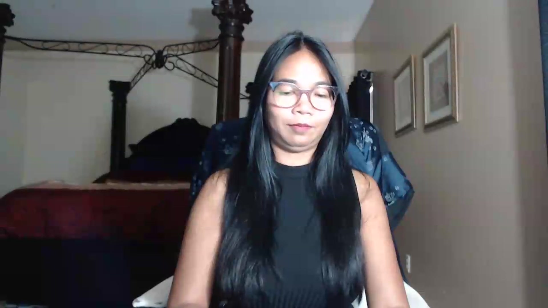 Gallery image thumbnail from Littlekai2030's myfreecams stream on, 07/20/2026, 24:03 image 14 of 20