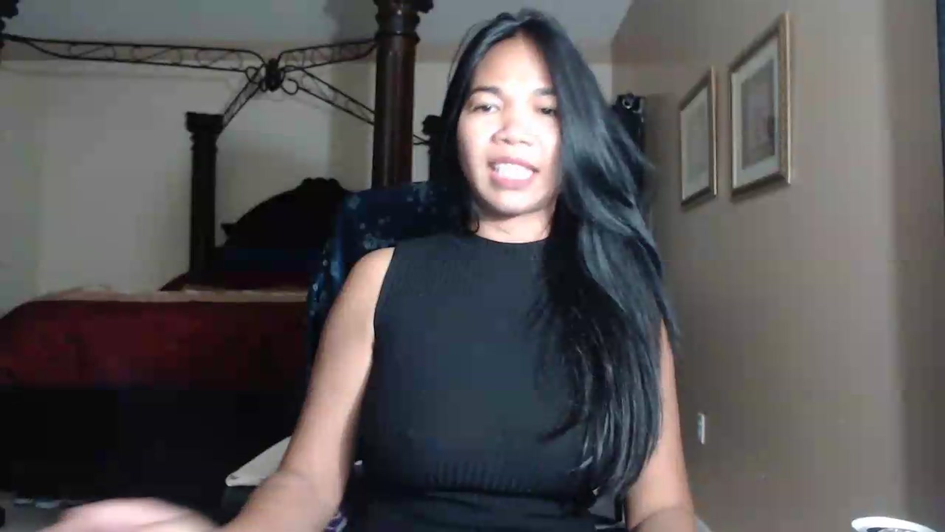 Gallery image thumbnail from Littlekai2030's myfreecams stream on, 07/20/2026, 01:41 image 13 of 20