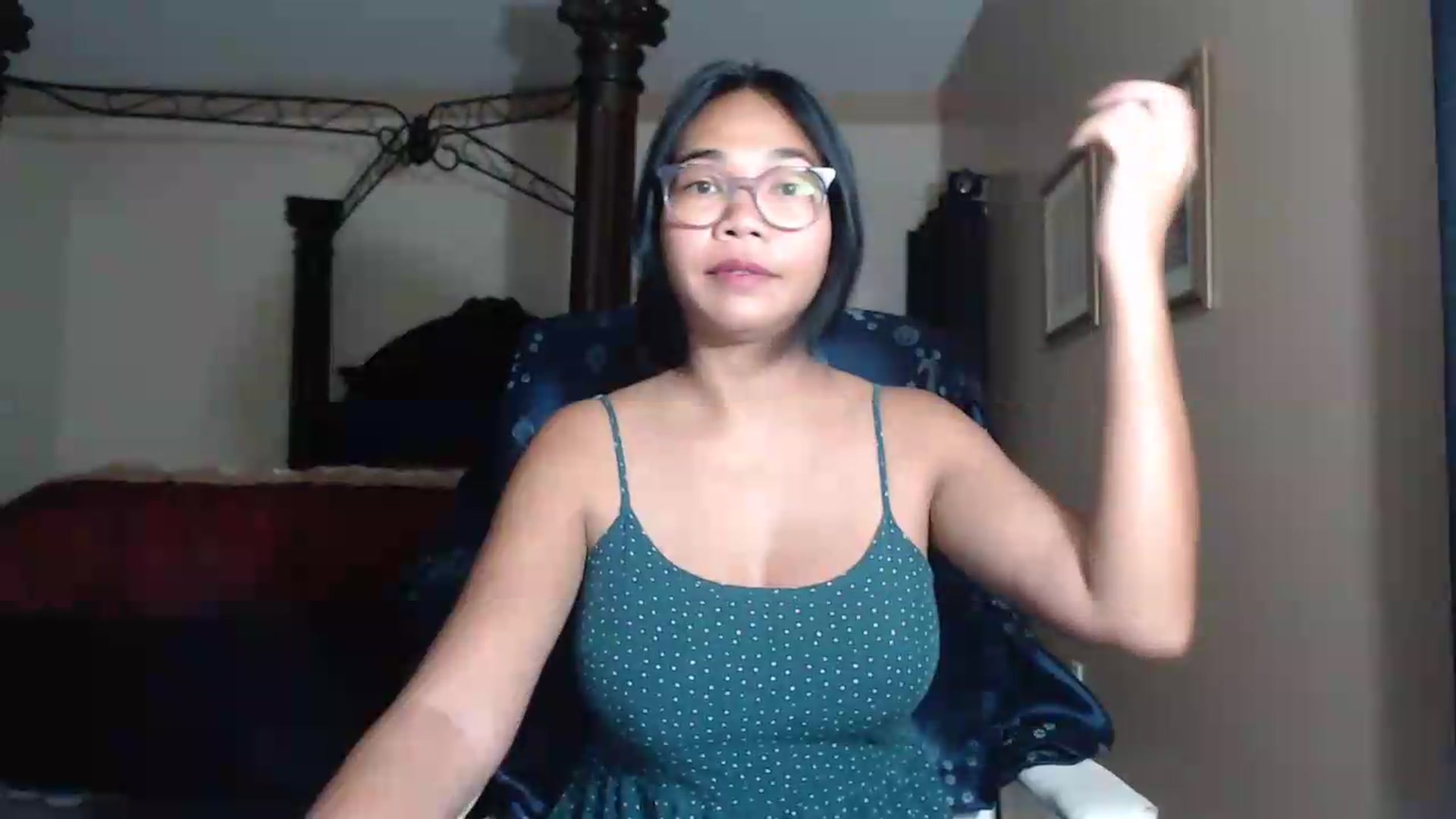 Gallery image thumbnail from Littlekai2030's myfreecams stream on, 07/21/2026, 03:26 image 4 of 20