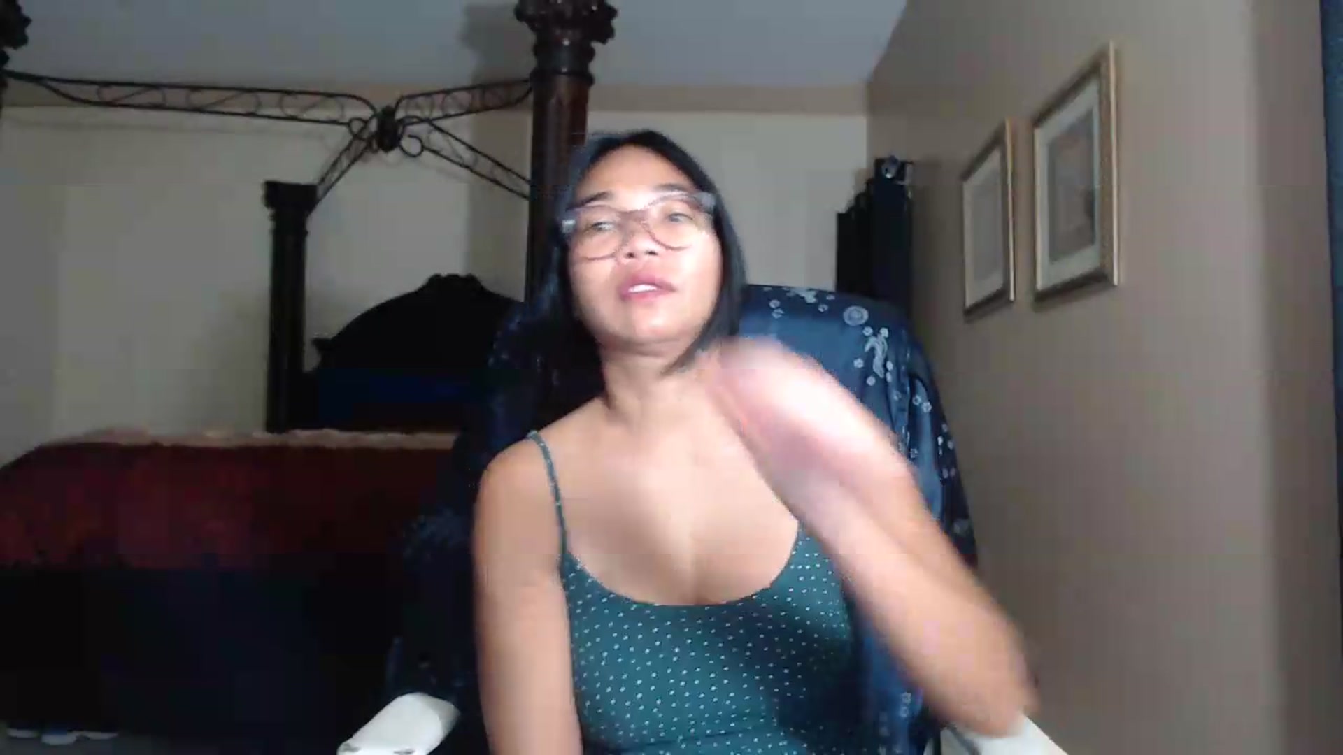 Gallery image thumbnail from Littlekai2030's myfreecams stream on, 07/21/2026, 03:26 image 5 of 20