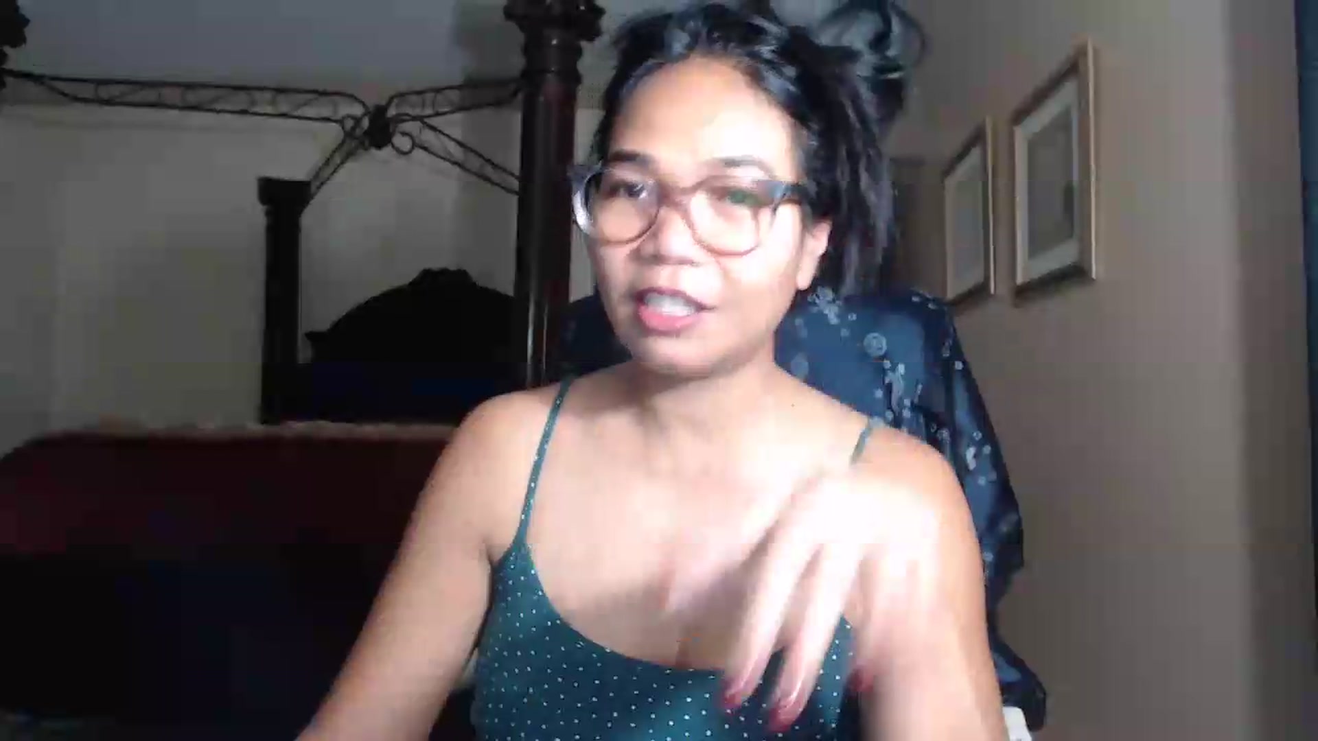 Gallery image thumbnail from Littlekai2030's myfreecams stream on, 07/21/2026, 03:26 image 16 of 20