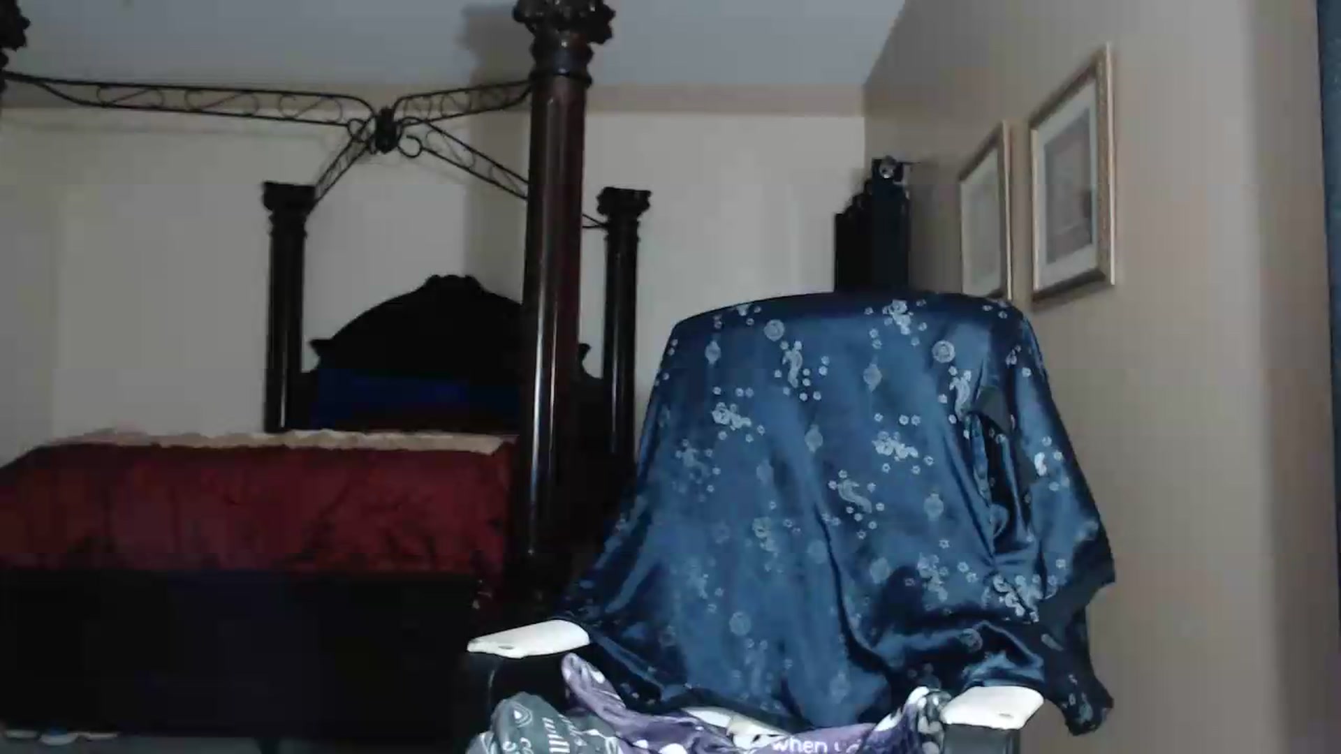 Gallery image thumbnail from Littlekai2030's myfreecams stream on, 07/21/2026, 03:26 image 19 of 20