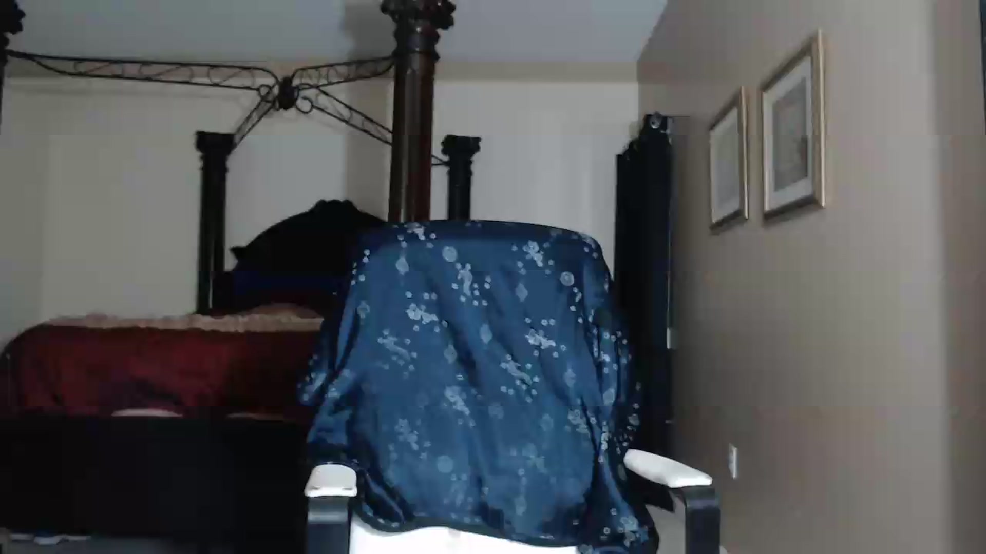 Gallery image thumbnail from Littlekai2030's myfreecams stream on, 07/22/2026, 02:03 image 13 of 20