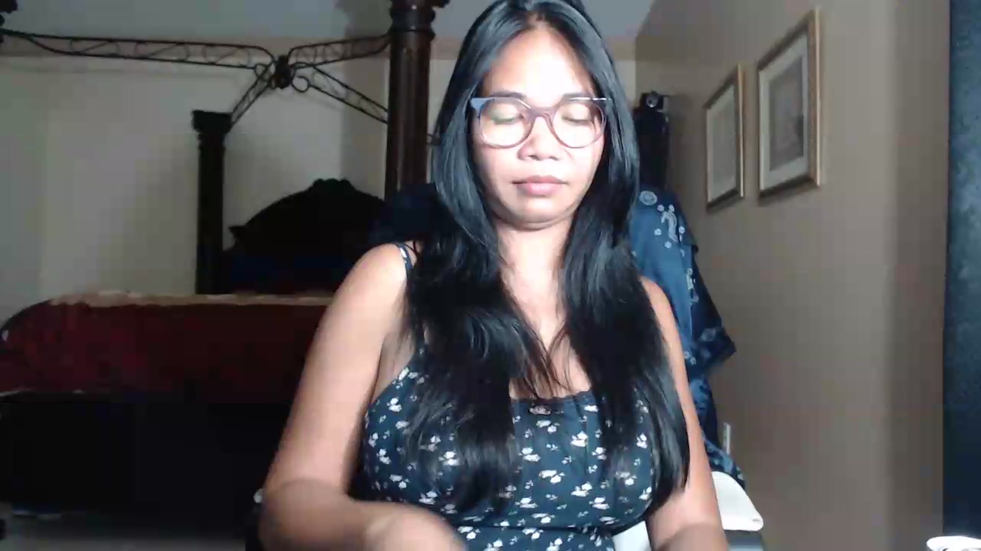 Gallery image thumbnail from Littlekai2030's myfreecams stream on, 07/23/2026, 03:08 image 16 of 20