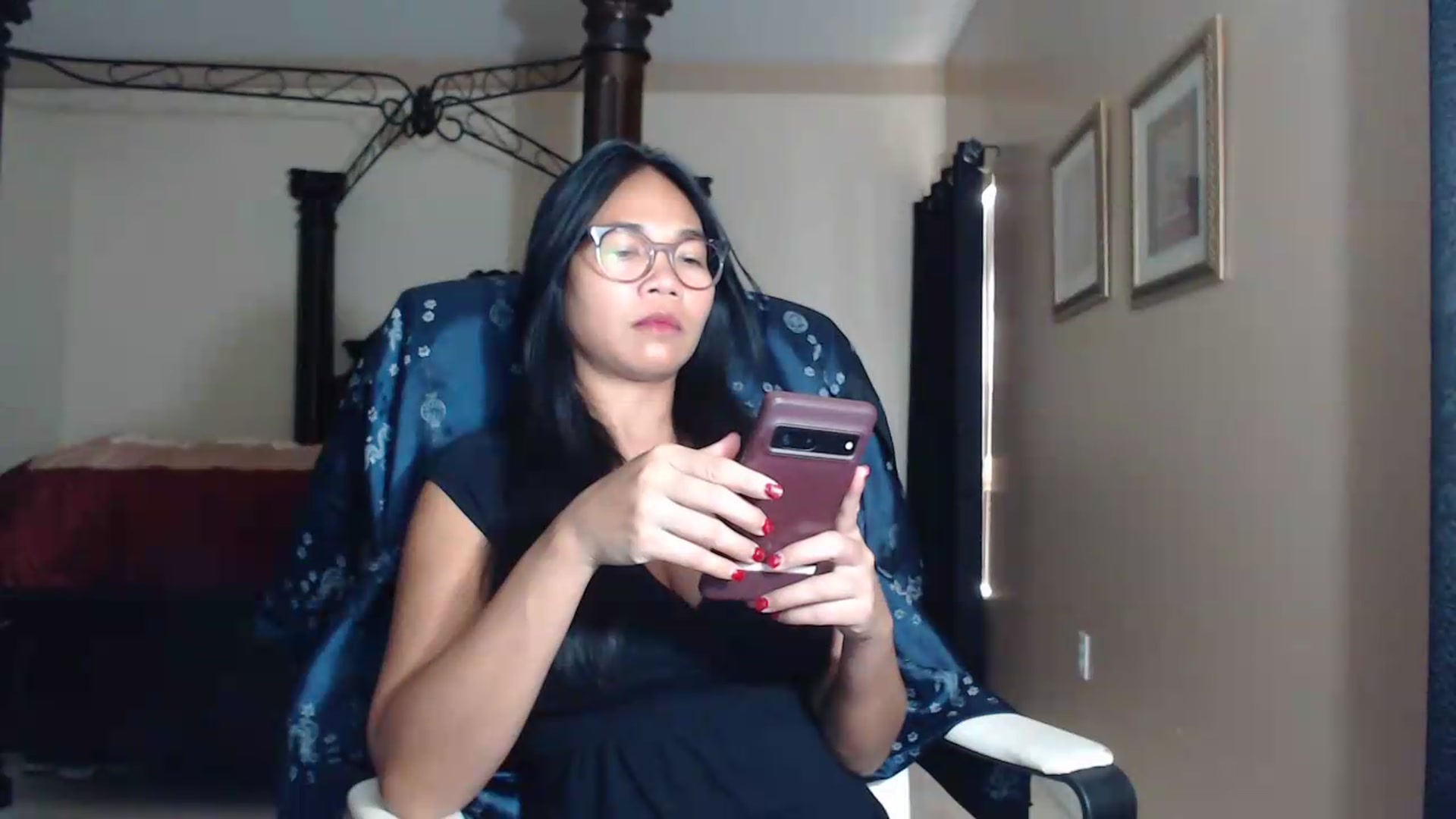 Gallery image thumbnail from Littlekai2030's myfreecams stream on, 07/24/2026, 24:01 image 10 of 20