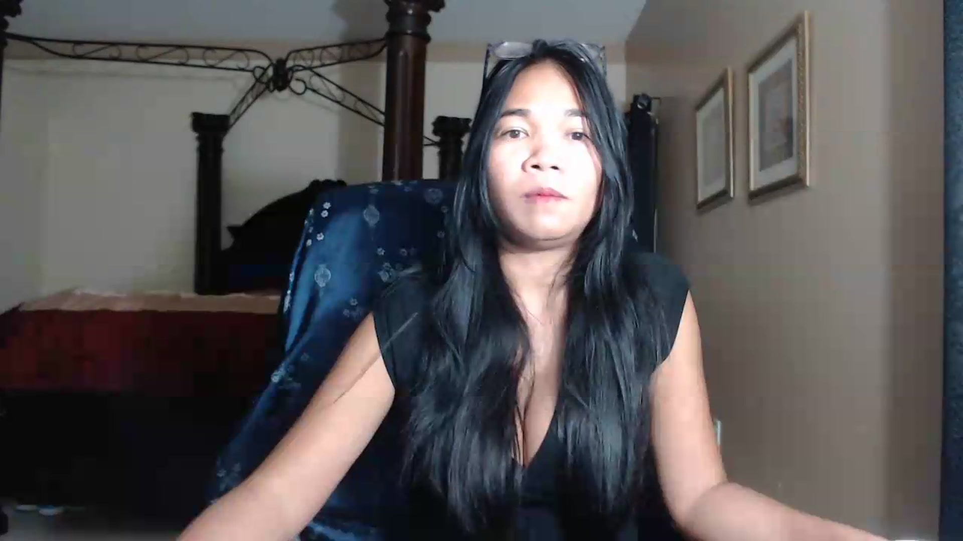 Gallery image thumbnail from Littlekai2030's myfreecams stream on, 07/24/2026, 03:43 image 12 of 20