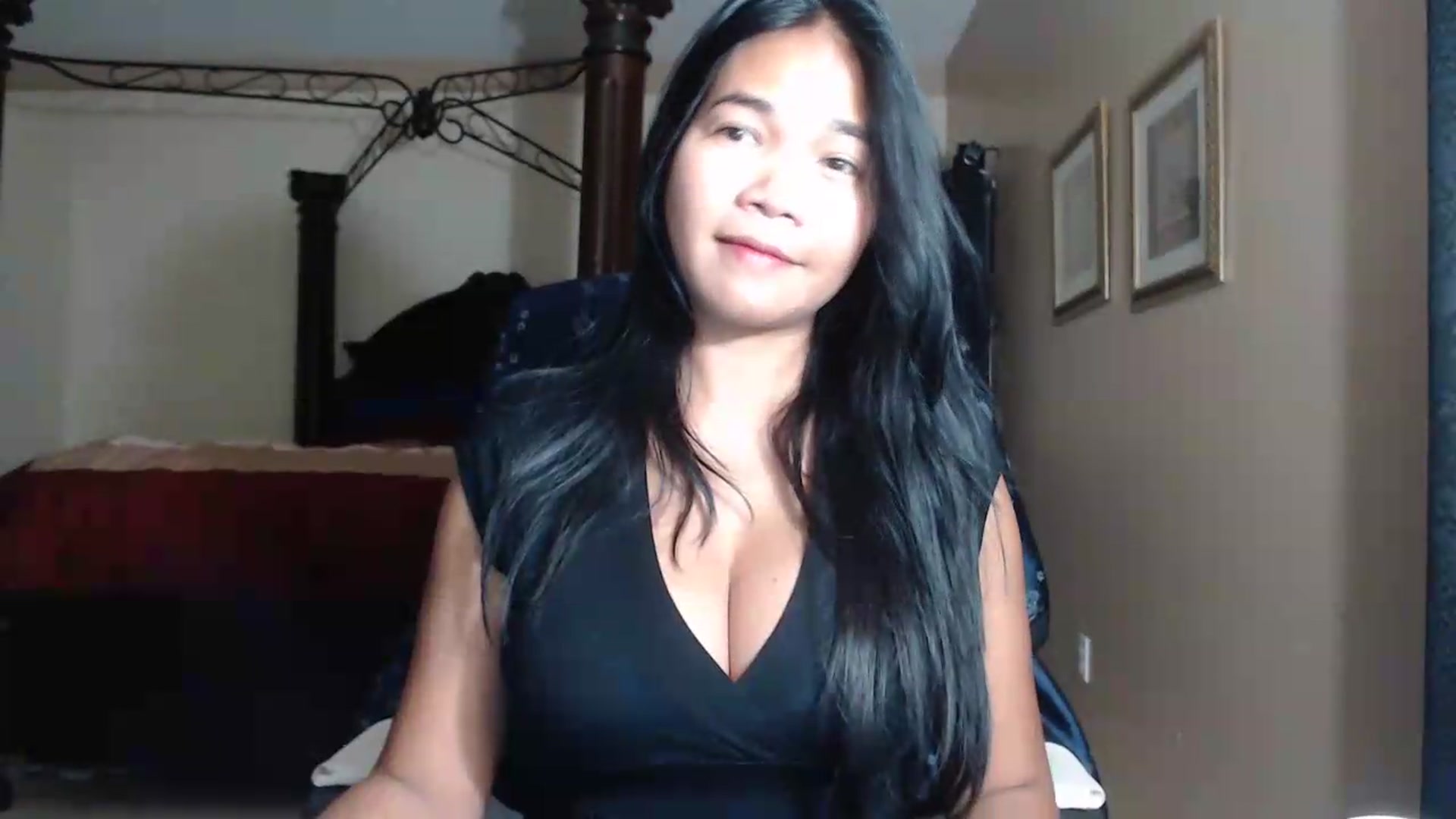 Gallery image thumbnail from Littlekai2030's myfreecams stream on, 07/24/2026, 03:43 image 18 of 20