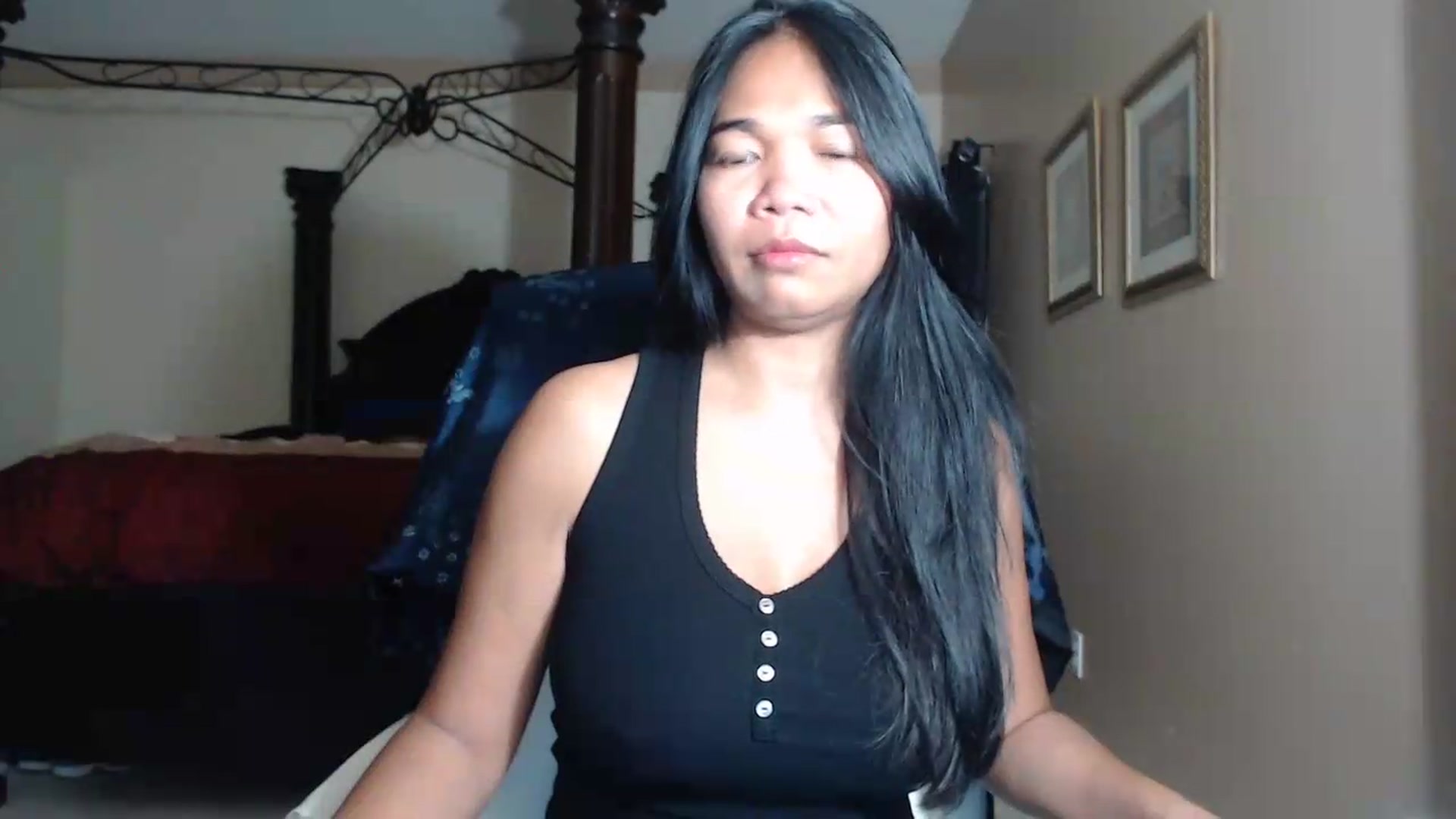 Gallery image thumbnail from Littlekai2030's myfreecams stream on, 07/27/2026, 01:49 image 15 of 20
