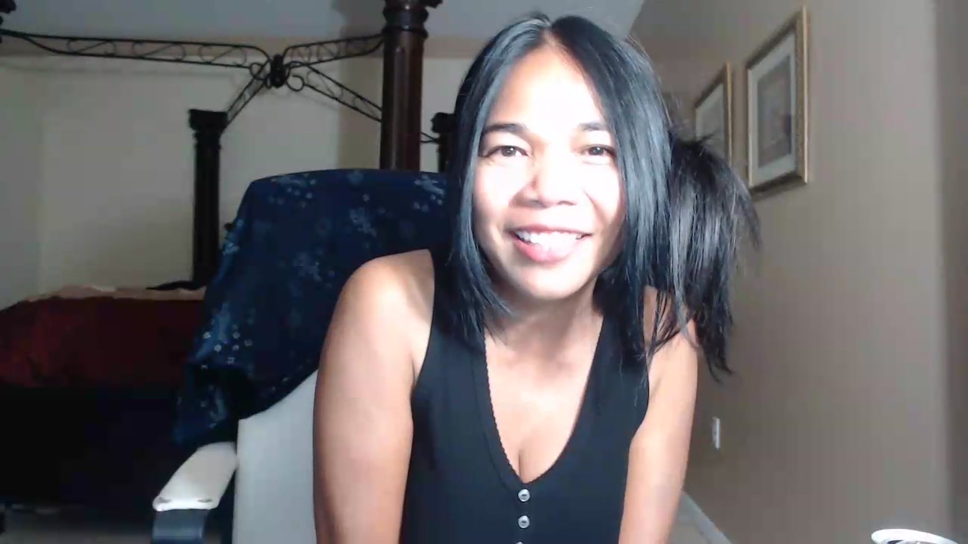 Gallery image thumbnail from Littlekai2030's myfreecams stream on, 07/27/2026, 01:49 image 19 of 20