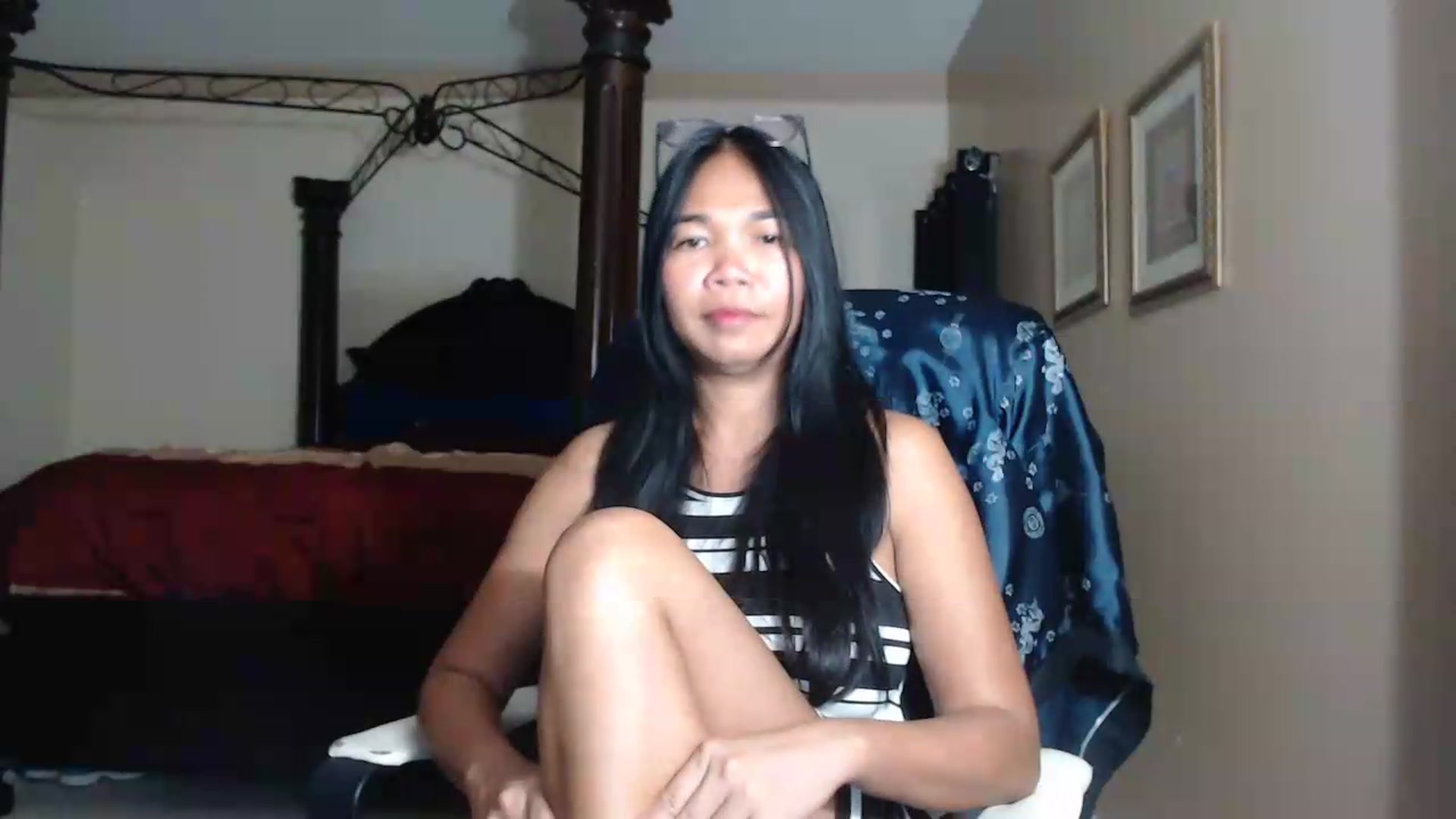 Gallery image thumbnail from Littlekai2030's myfreecams stream on, 07/28/2026, 03:18 image 17 of 20