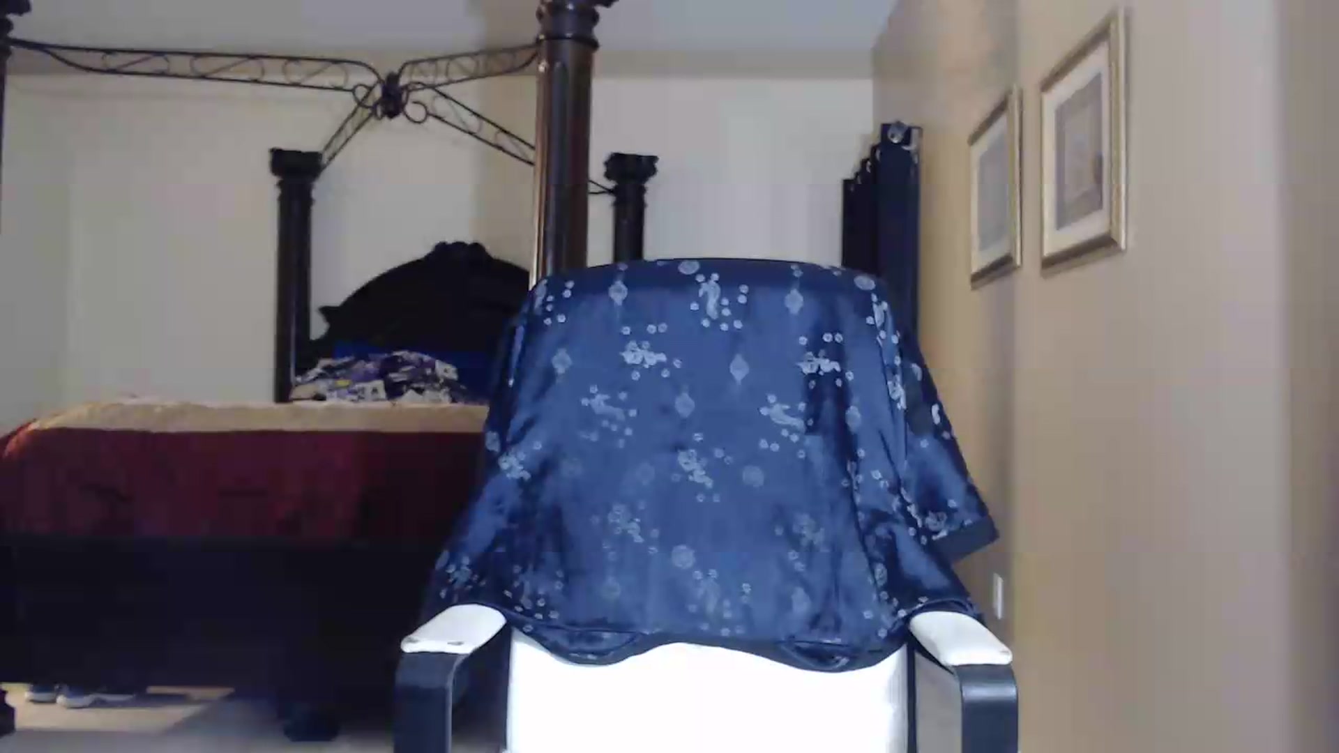 Gallery image thumbnail from Littlekai2030's myfreecams stream on, 07/29/2026, 01:02 image 15 of 20