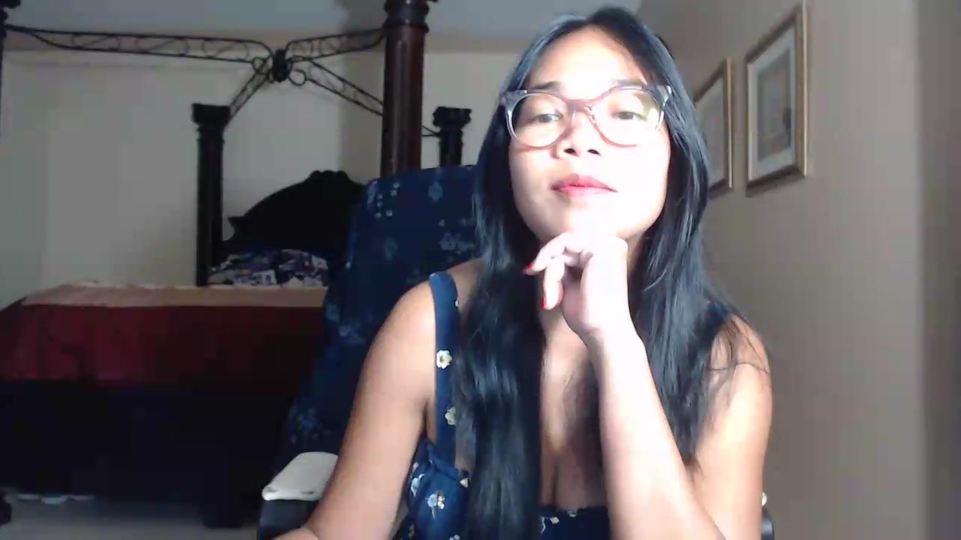 Gallery image thumbnail from Littlekai2030's myfreecams stream on, 07/29/2026, 01:02 image 17 of 20