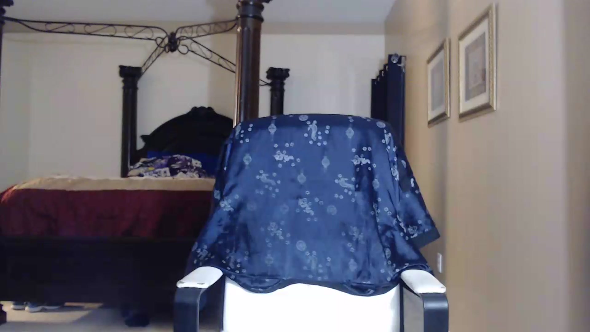 Gallery image thumbnail from Littlekai2030's myfreecams stream on, 07/29/2026, 01:02 image 14 of 20