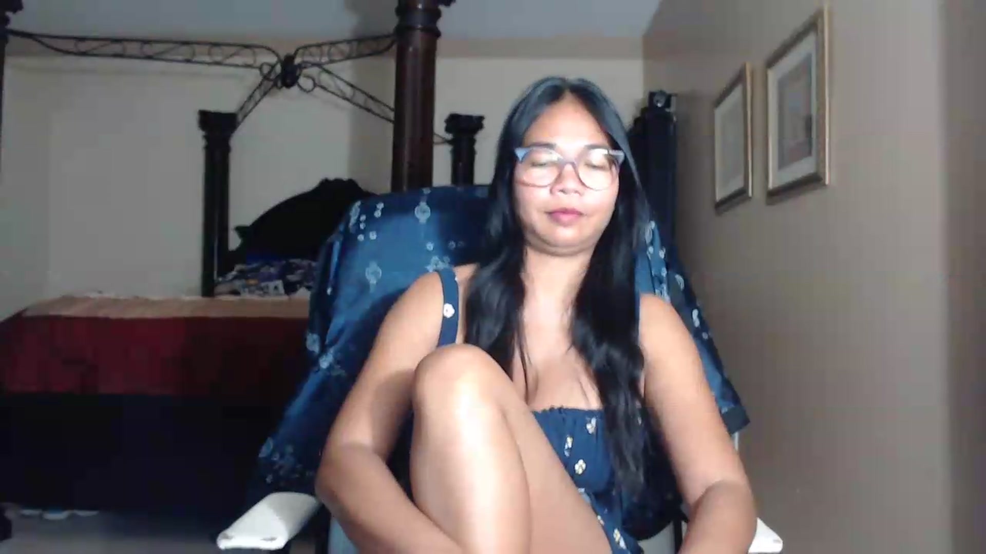 Gallery image thumbnail from Littlekai2030's myfreecams stream on, 07/29/2026, 01:02 image 12 of 20