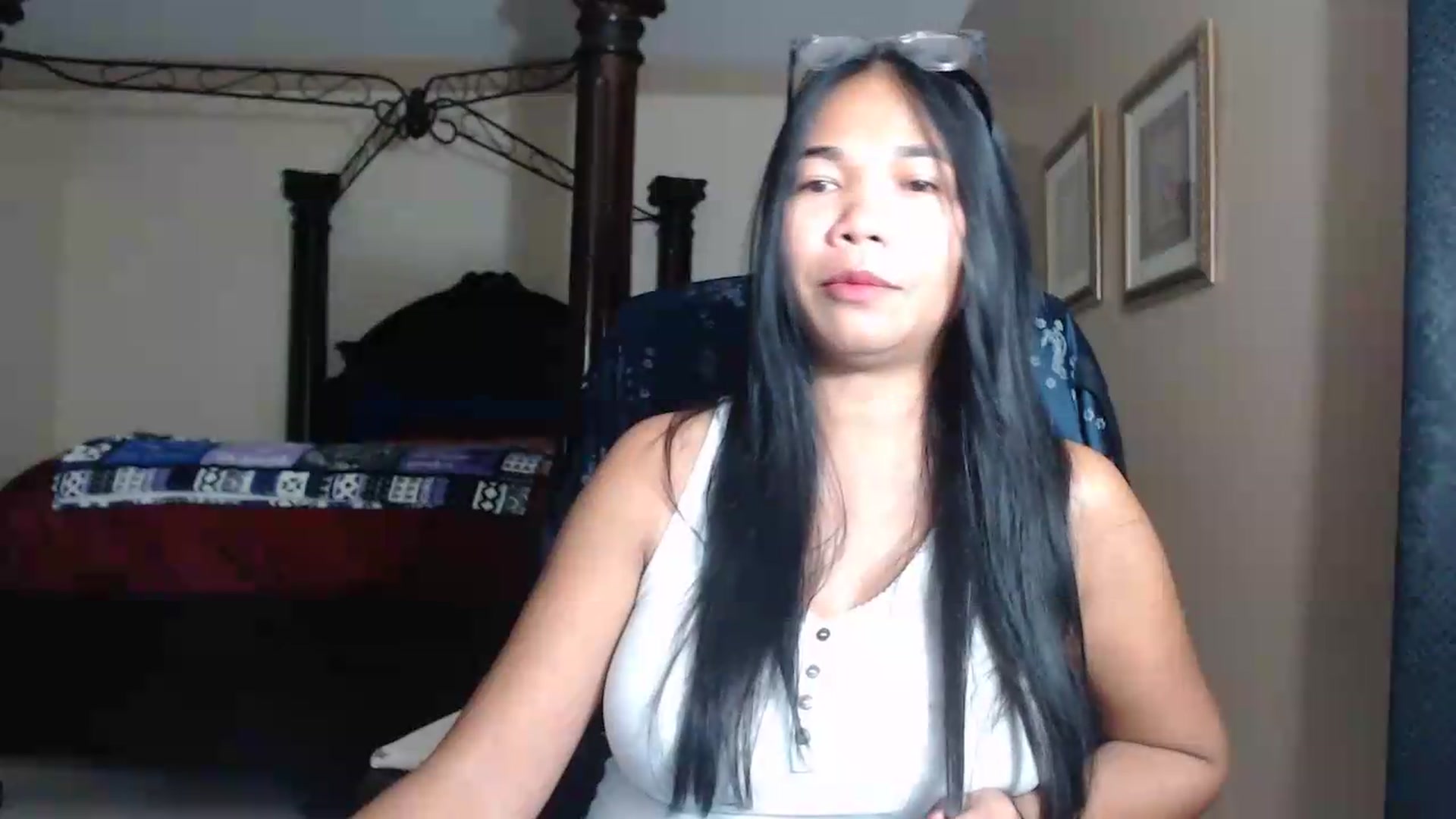 Gallery image thumbnail from Littlekai2030's myfreecams stream on, 07/31/2026, 03:46 image 11 of 20