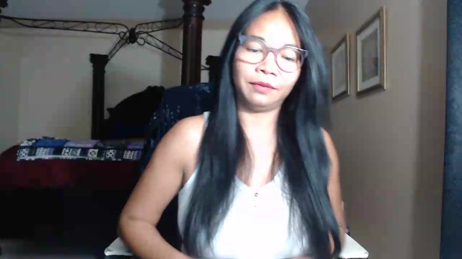 Gallery image thumbnail from Littlekai2030's myfreecams stream on, 07/31/2026, 03:46 image 6 of 20