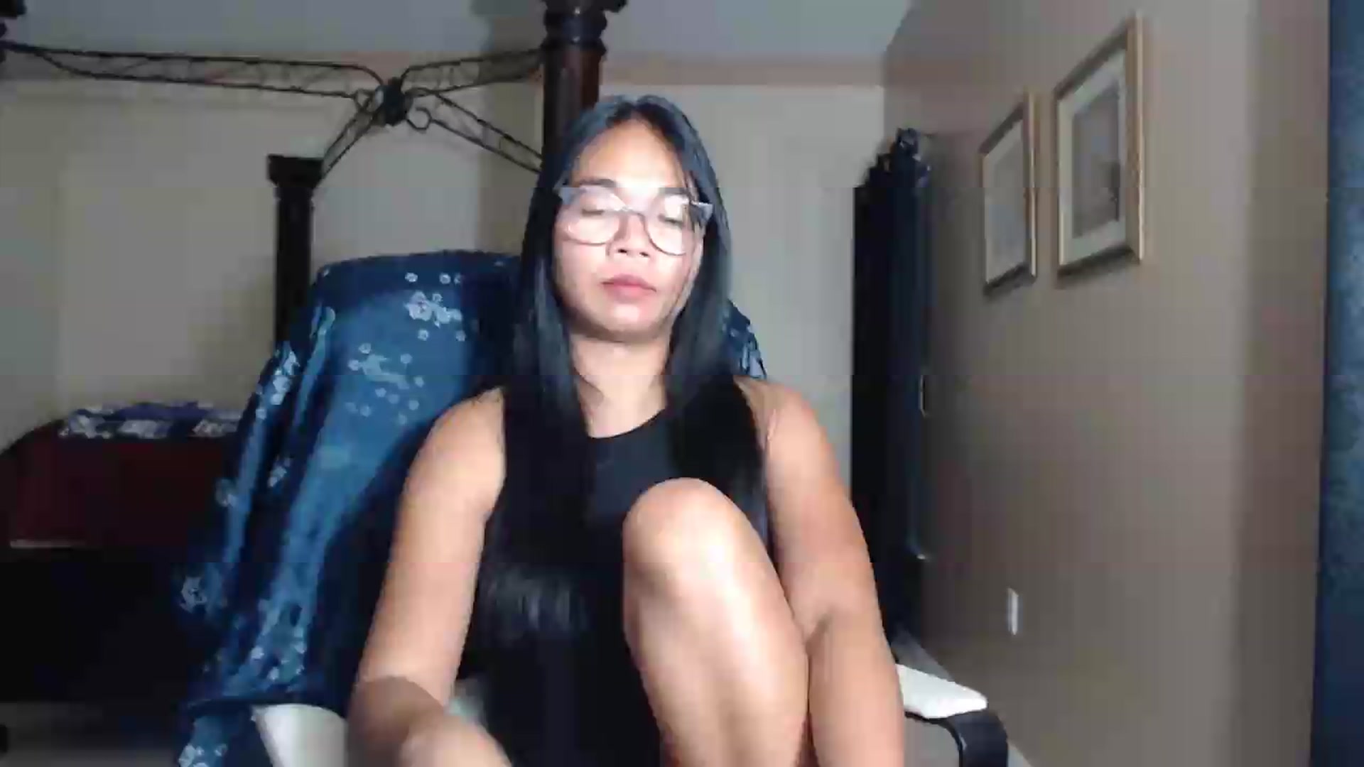 Gallery image thumbnail from Littlekai2030's myfreecams stream on, 08/01/2026, 04:19 image 1 of 20