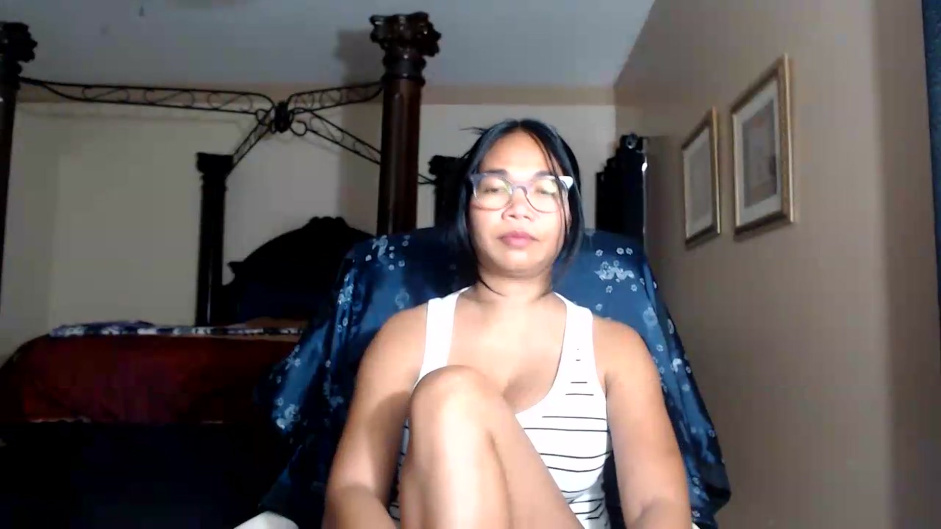 Gallery image thumbnail from Littlekai2030's myfreecams stream on, 08/04/2026, 02:56 image 5 of 20